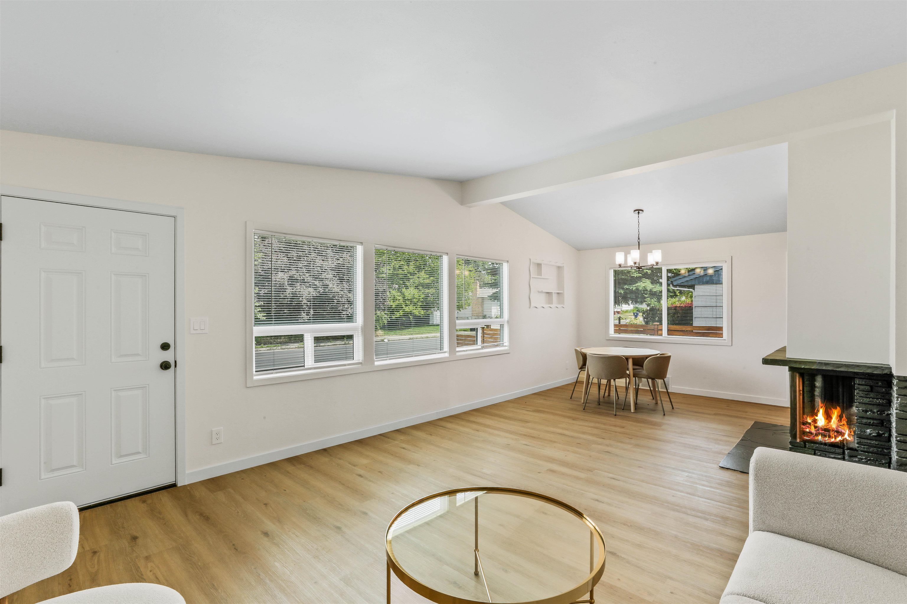 1012 E 37th Ave - Photo 5
