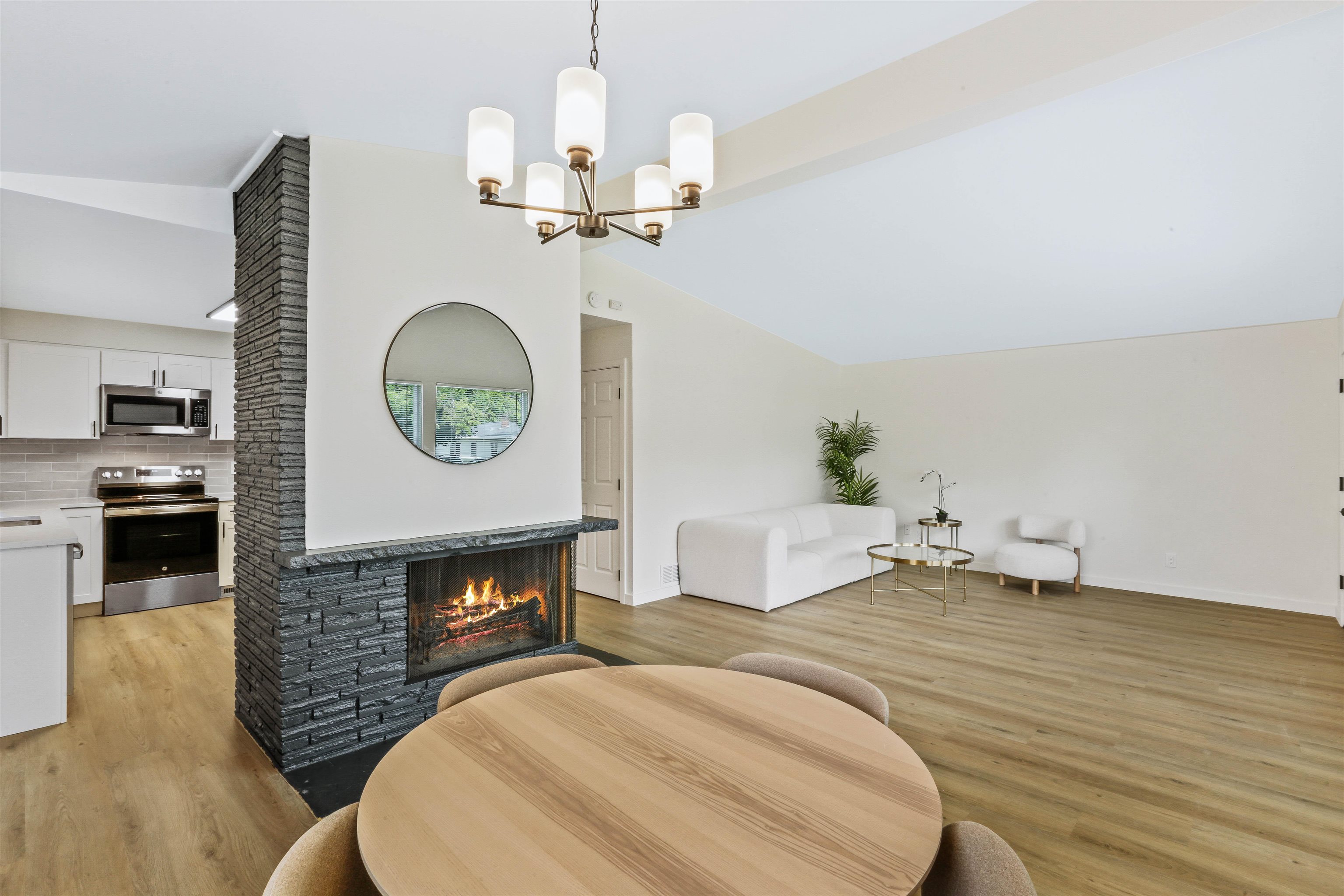 1012 E 37th Ave - Photo 7