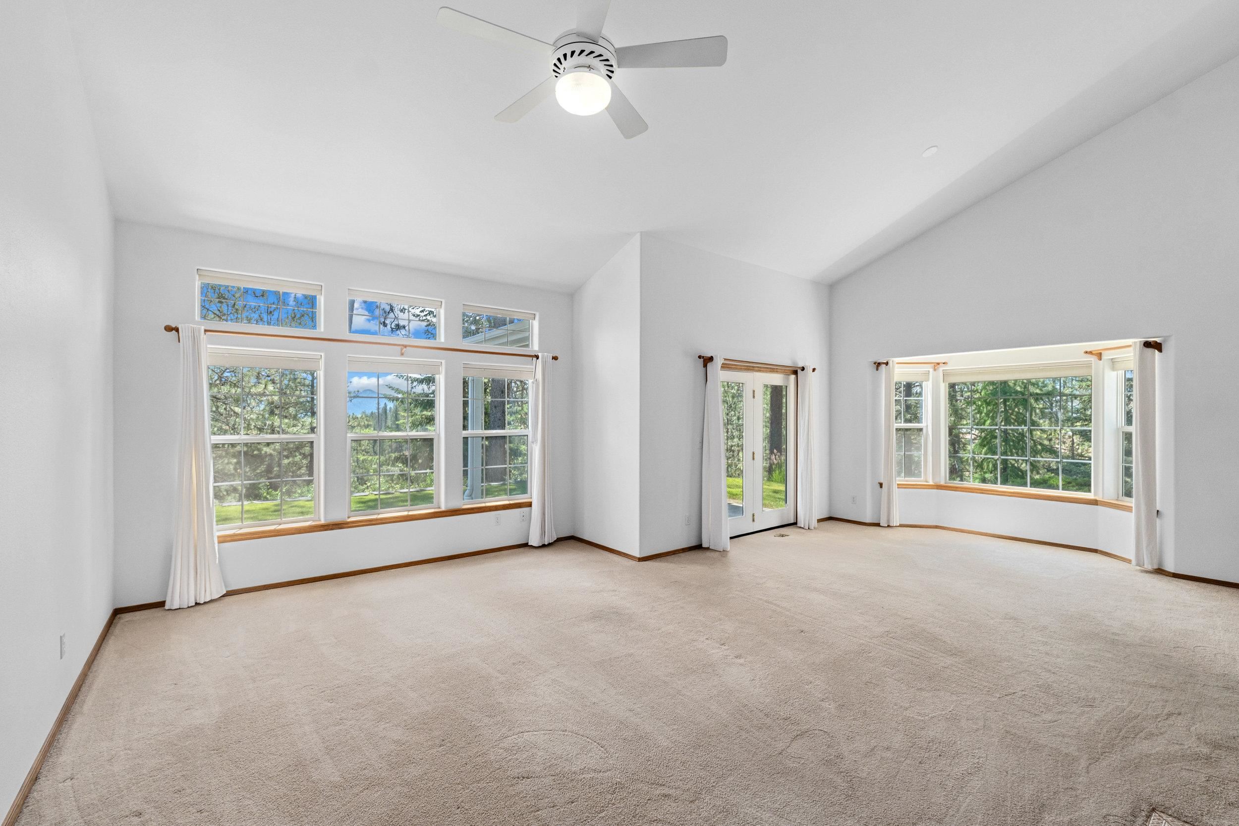 2508 Canyon Crest Way - Photo 3