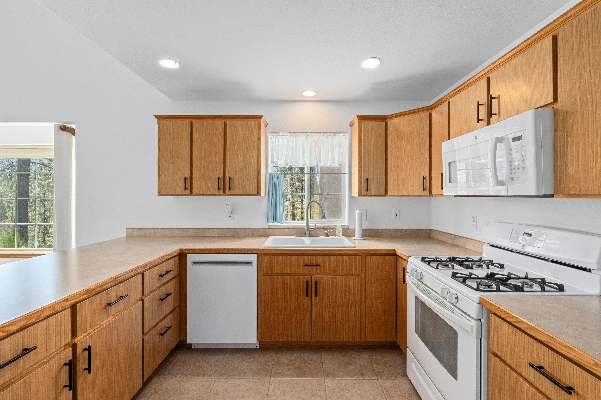2508 Canyon Crest Way - Photo 7