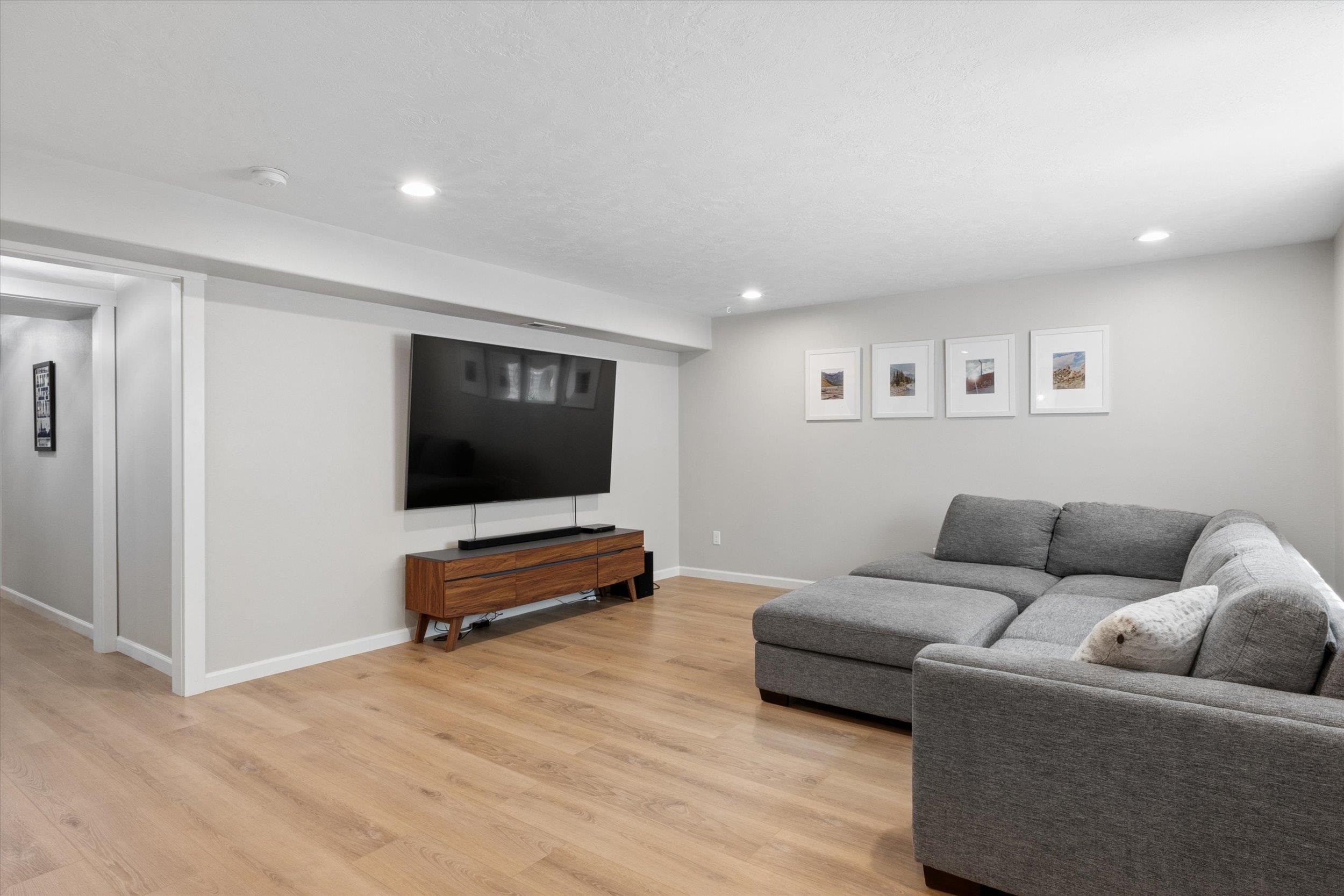 8702 N Pamela St - Photo 16