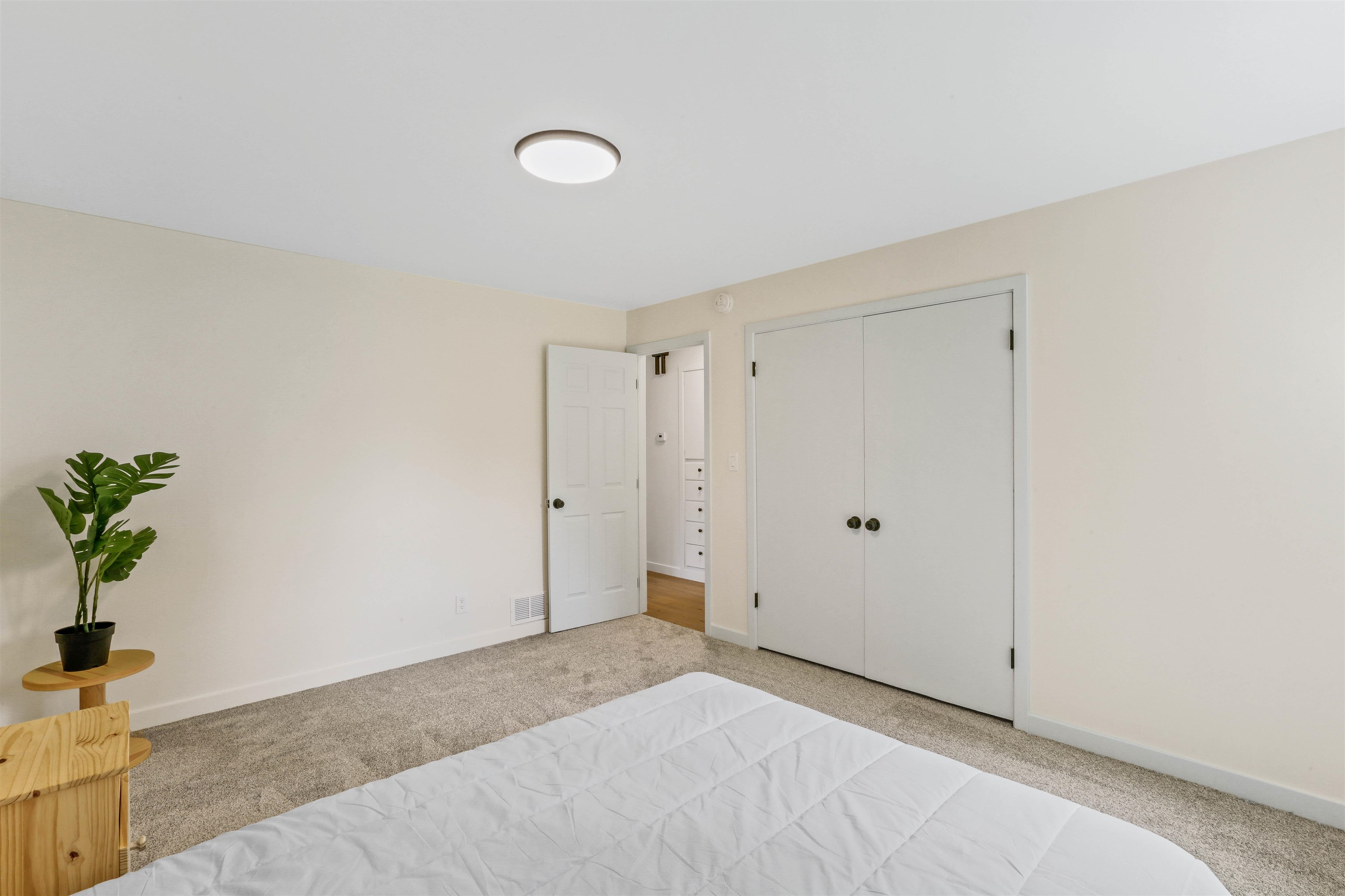 1012 E 37th Ave - Photo 12