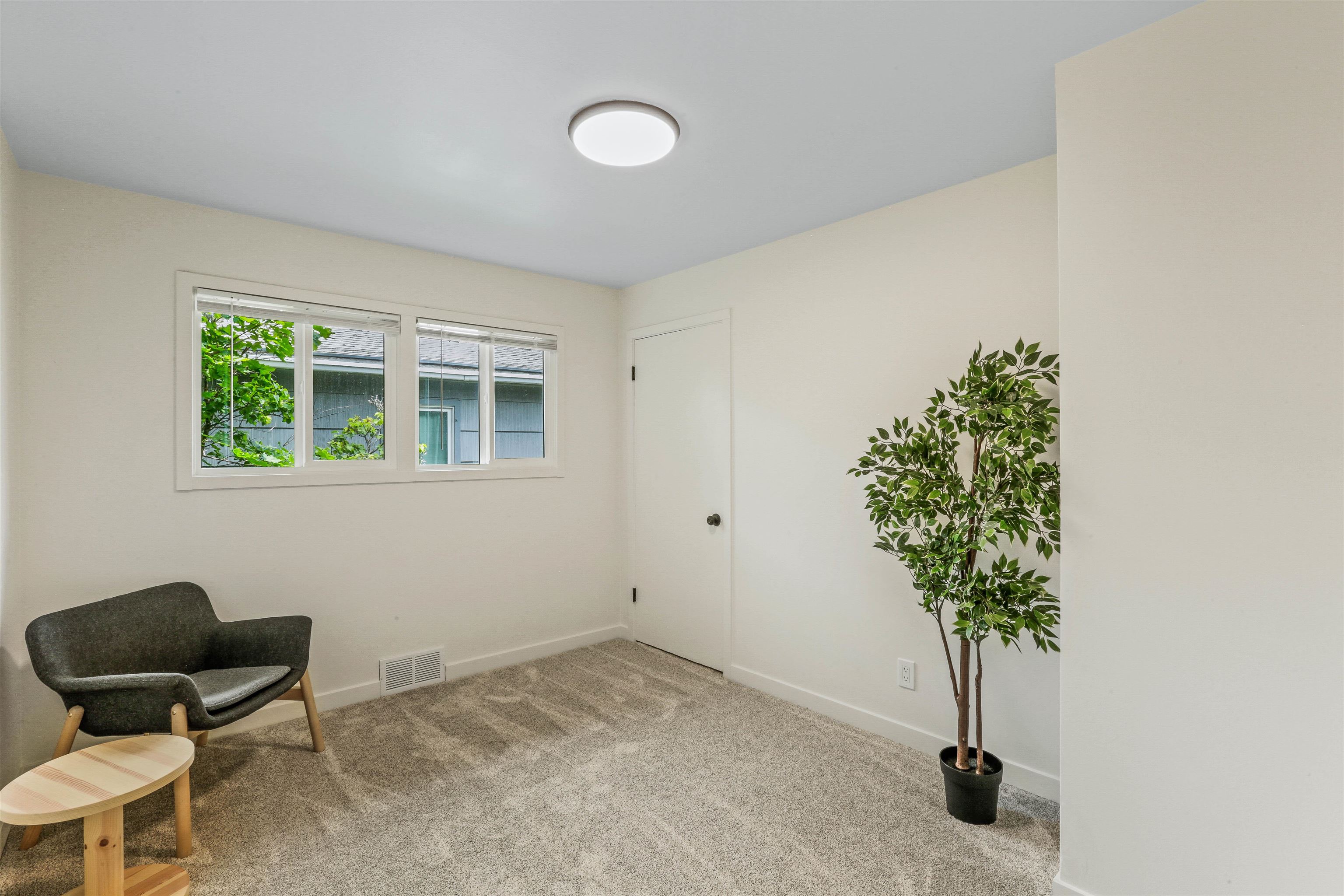1012 E 37th Ave - Photo 13