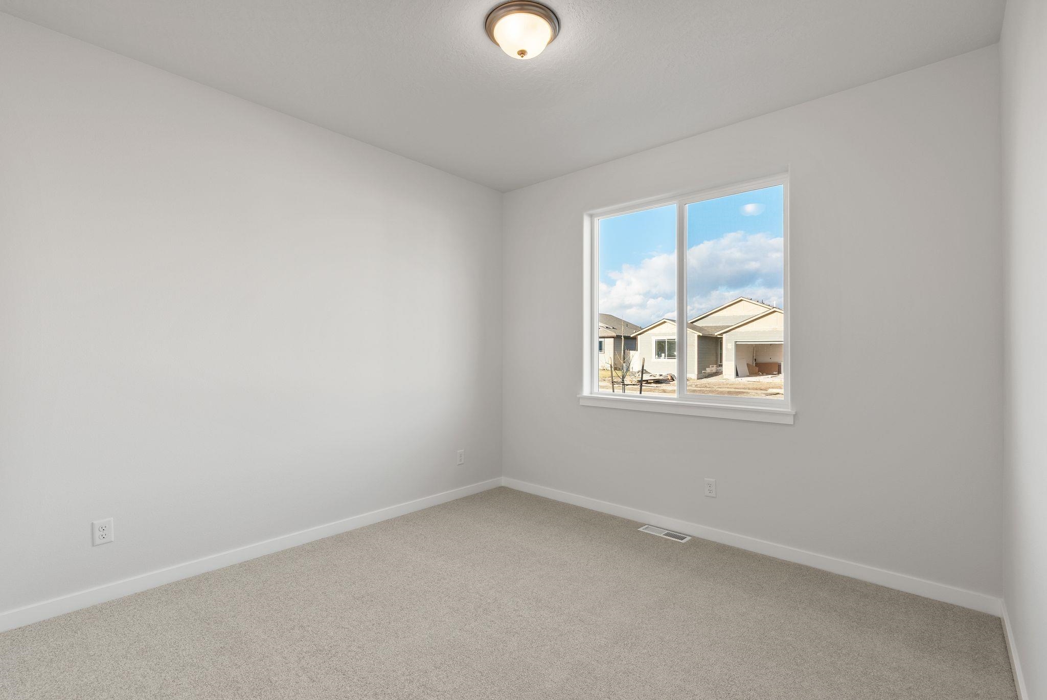 12111 N Montfort Ave - Photo 18