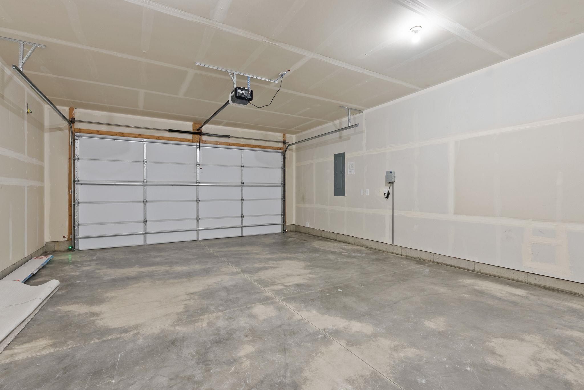 12111 N Montfort Ave - Photo 20
