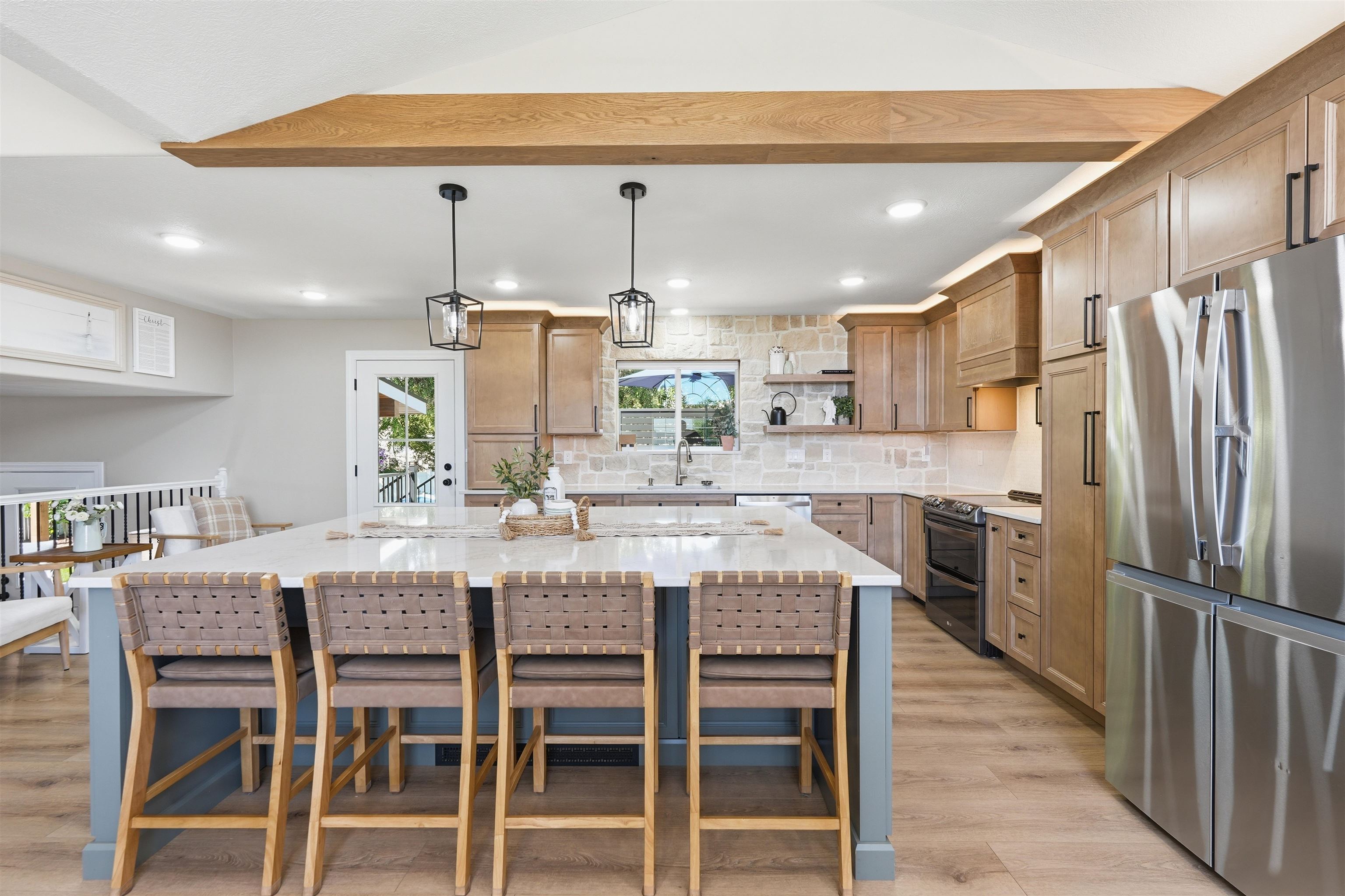 8803 N Maple St - Photo 8