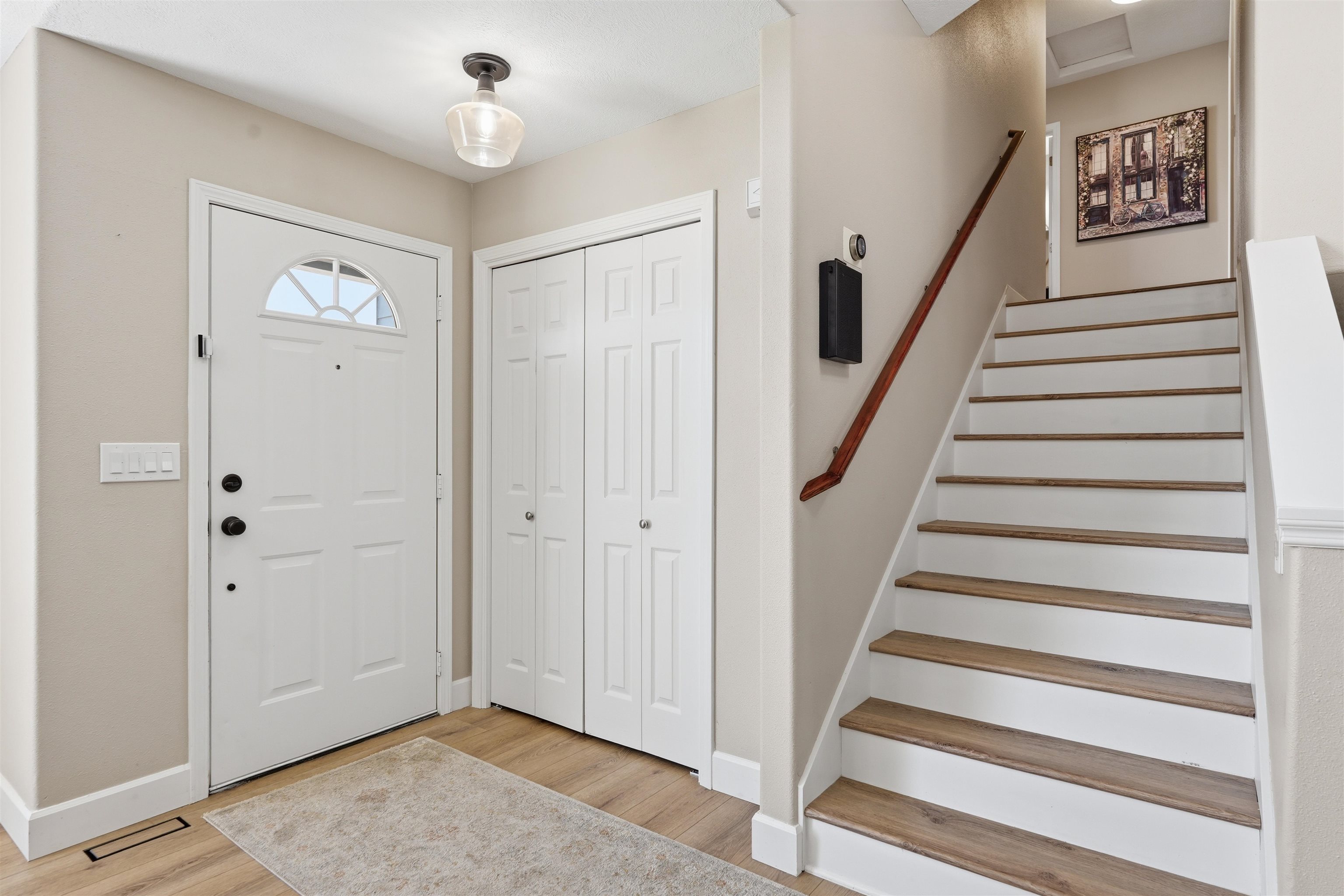 8803 N Maple St - Photo 18