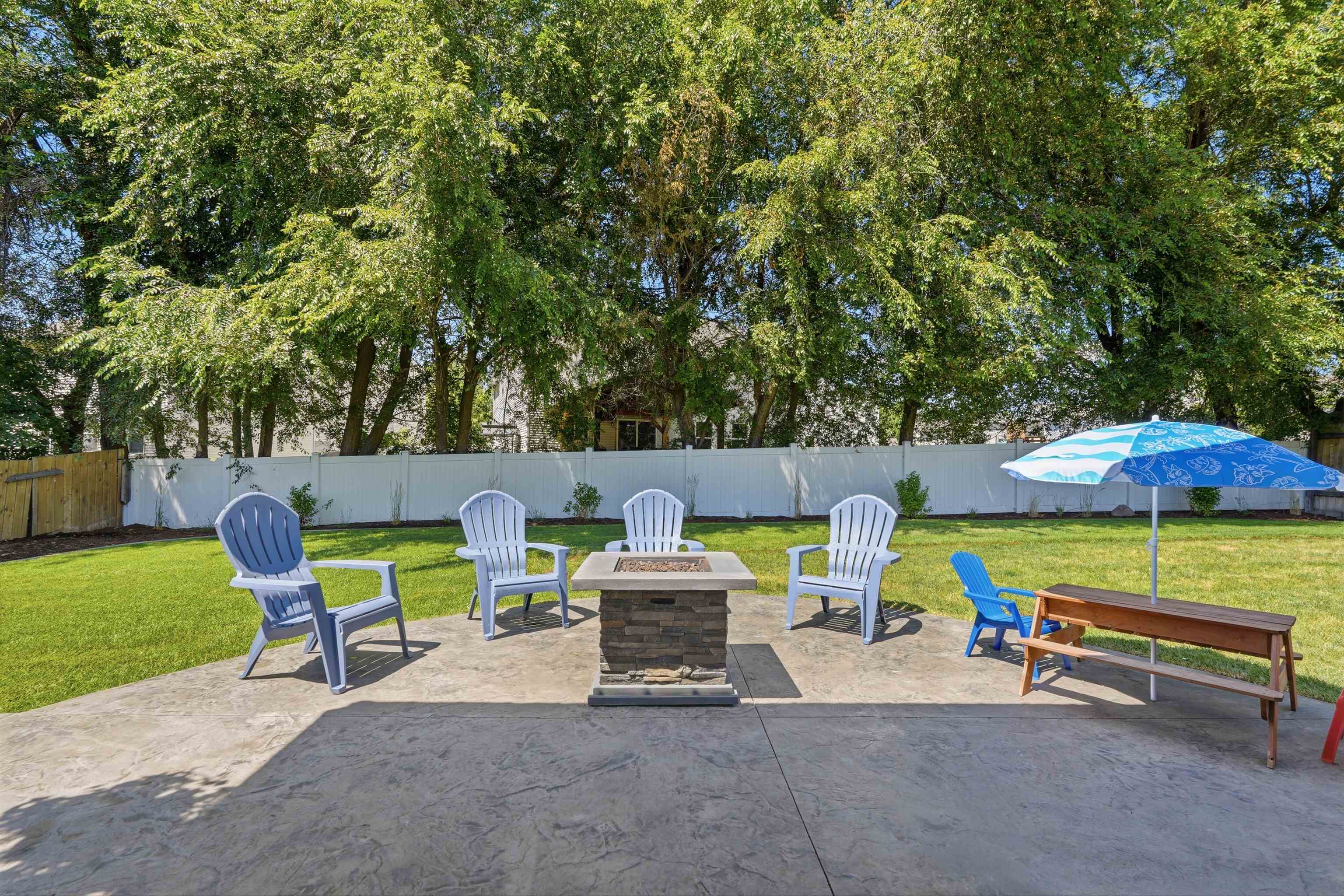 8803 N Maple St - Photo 31