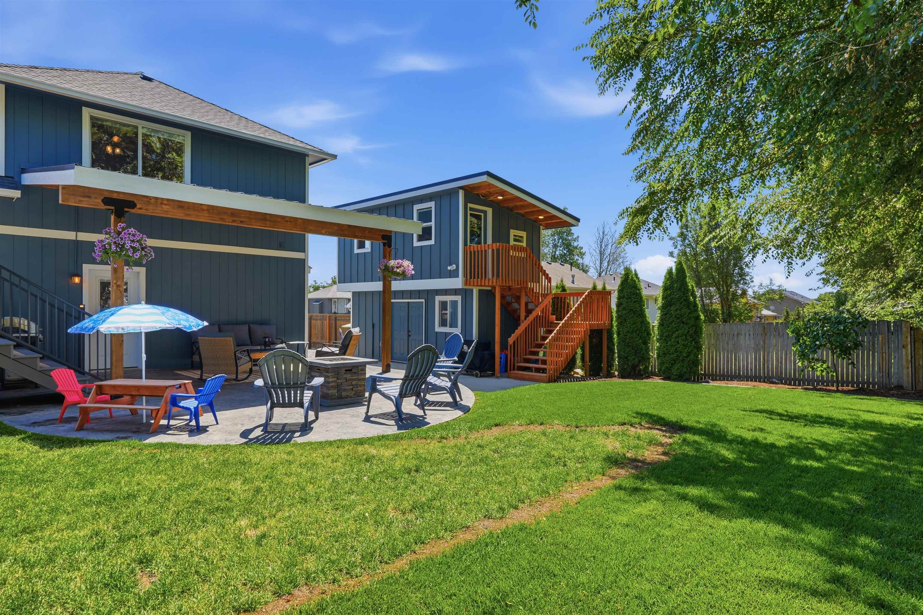 8803 N Maple St - Photo 32
