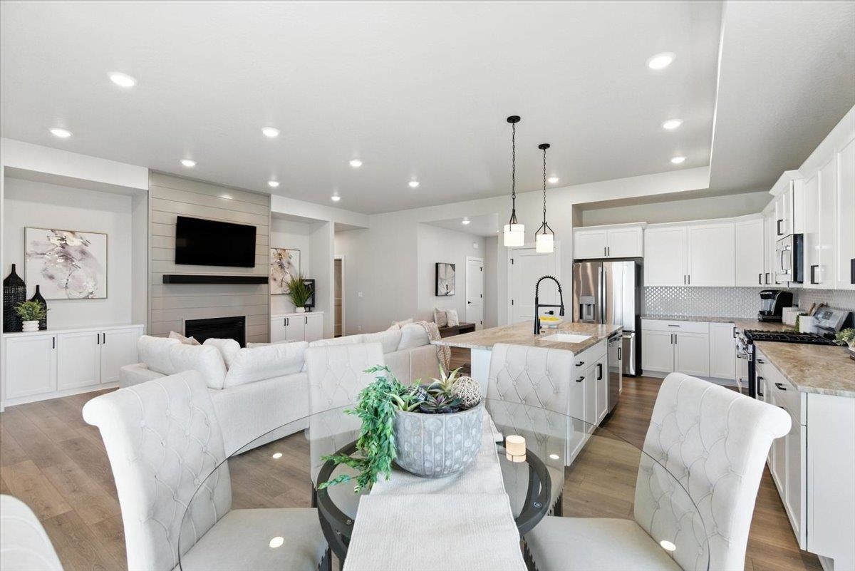 1305 N HIGH DESERT Dr - Photo 9