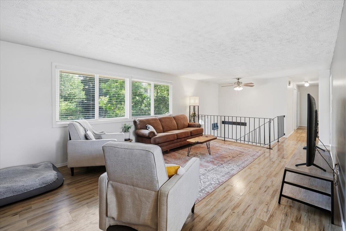 436 N 4th St - Photo 12