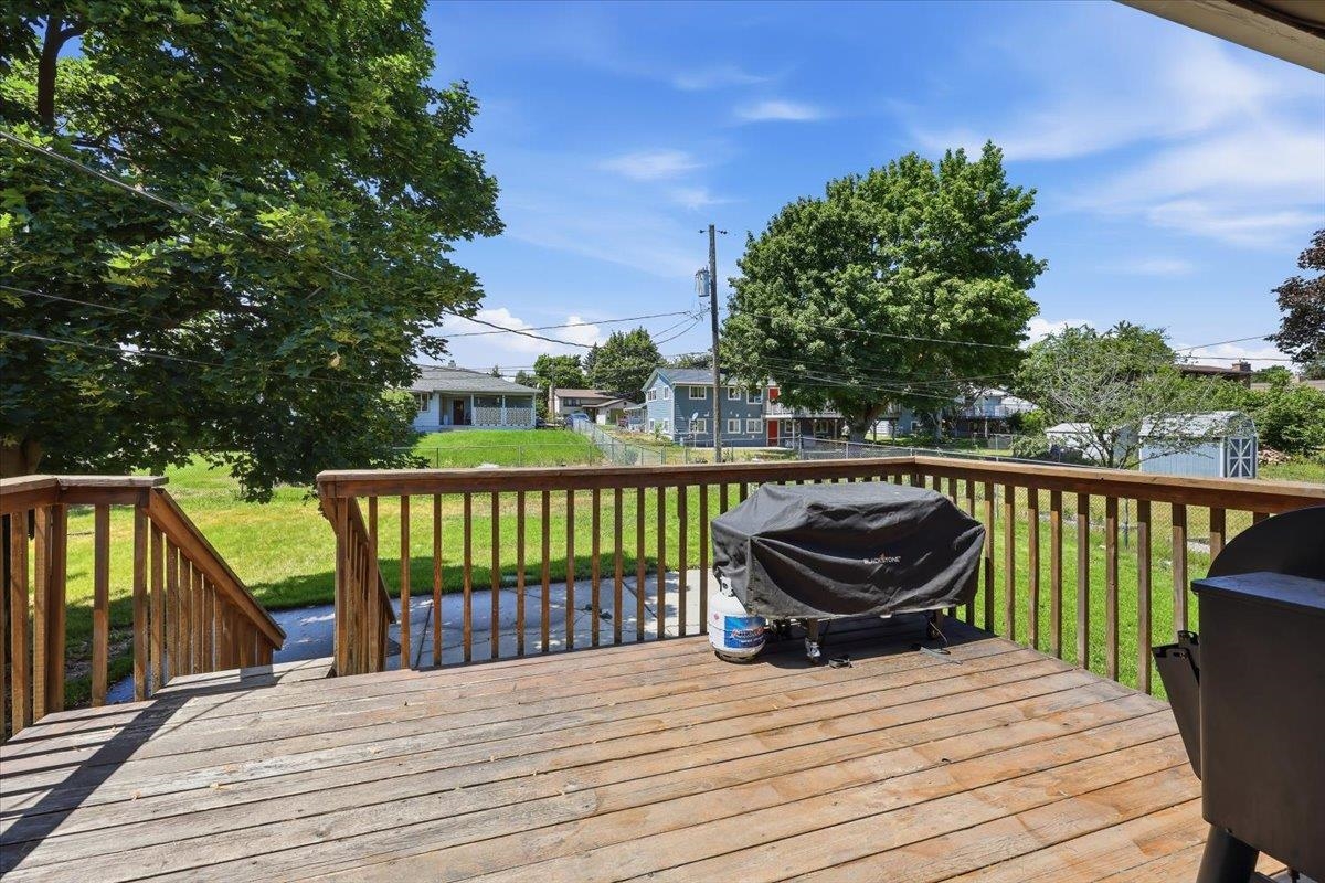 436 N 4th St - Photo 18