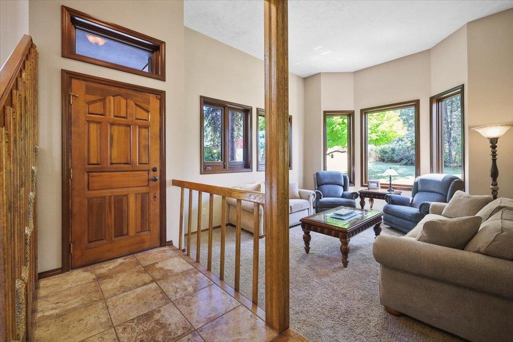 8011 S Pineview Ln - Photo 6