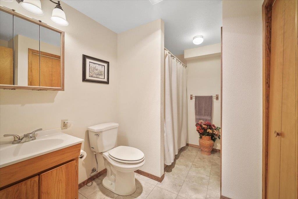 8011 S Pineview Ln - Photo 40