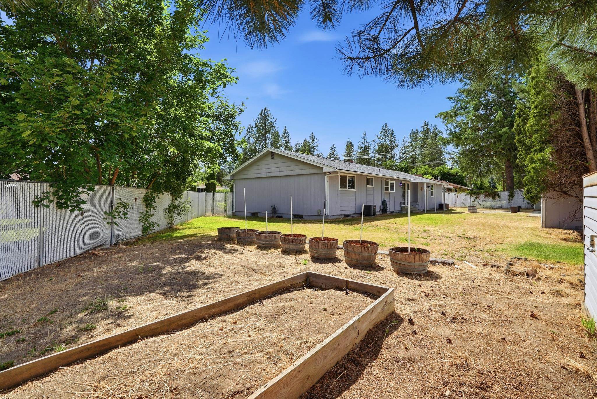 11824 N Madison St - Photo 26