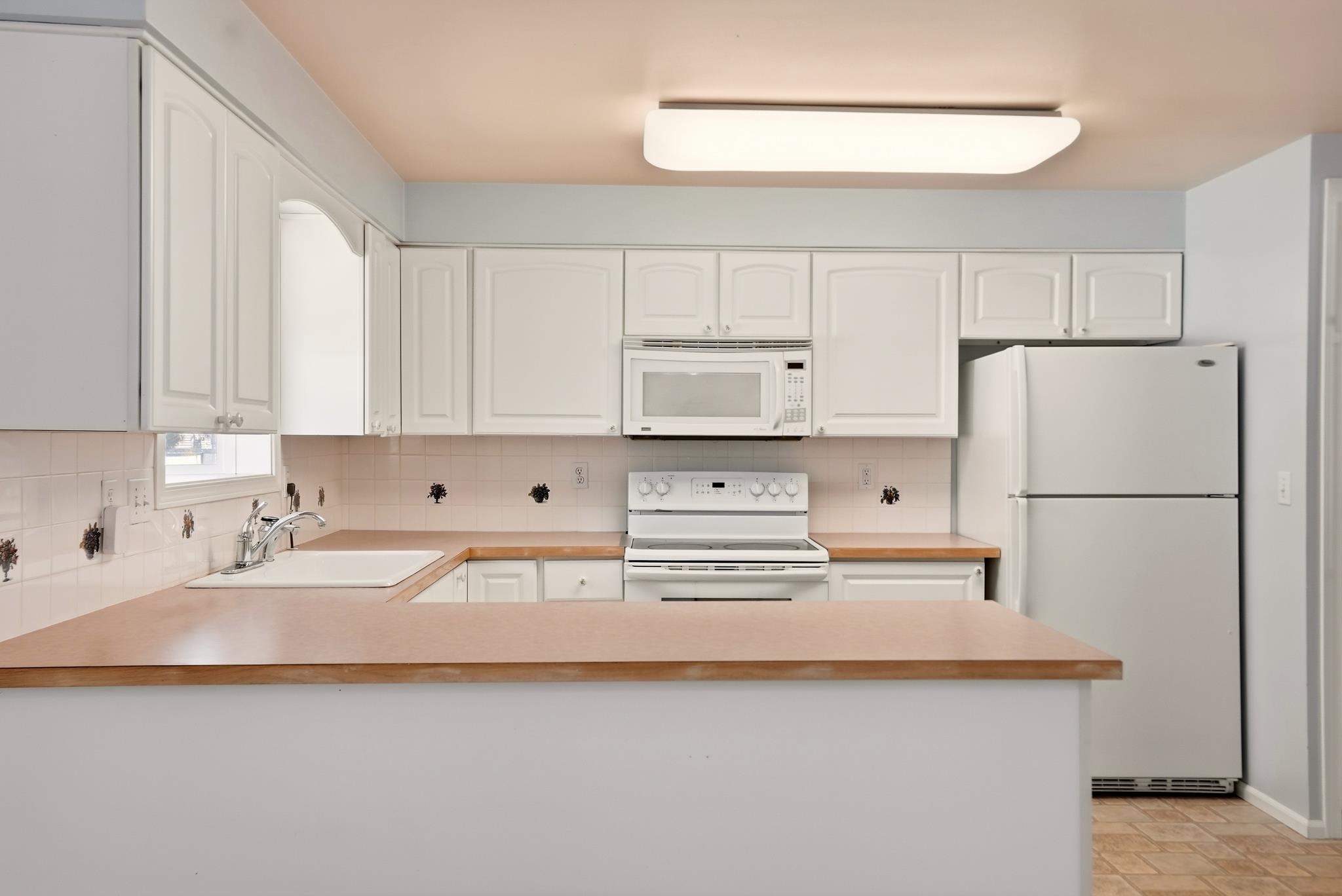 11824 N Madison St - Photo 9