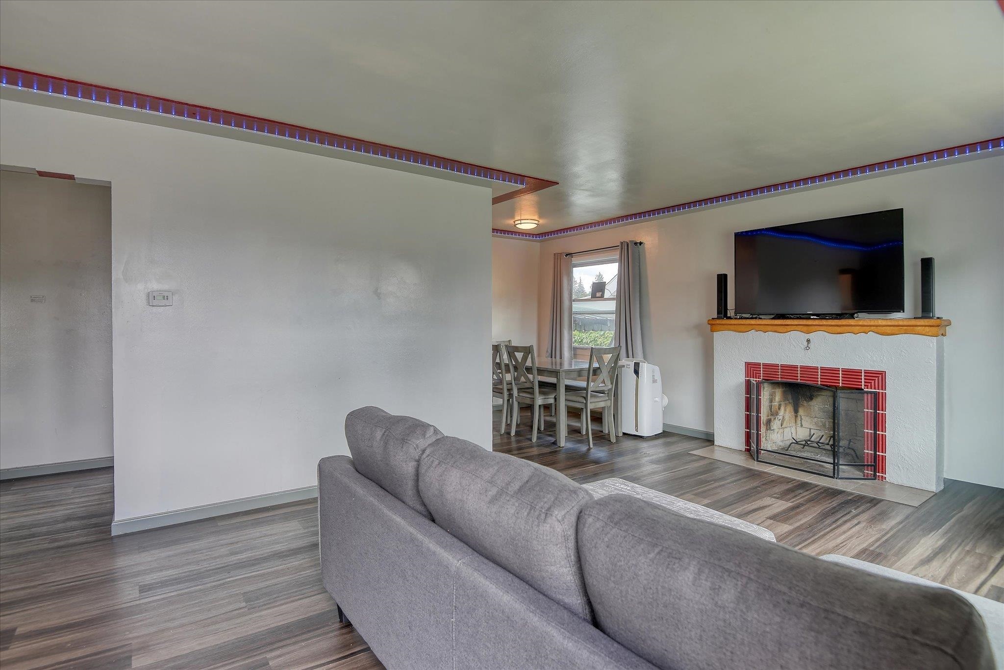 408 W GORDON Ave - Photo 2