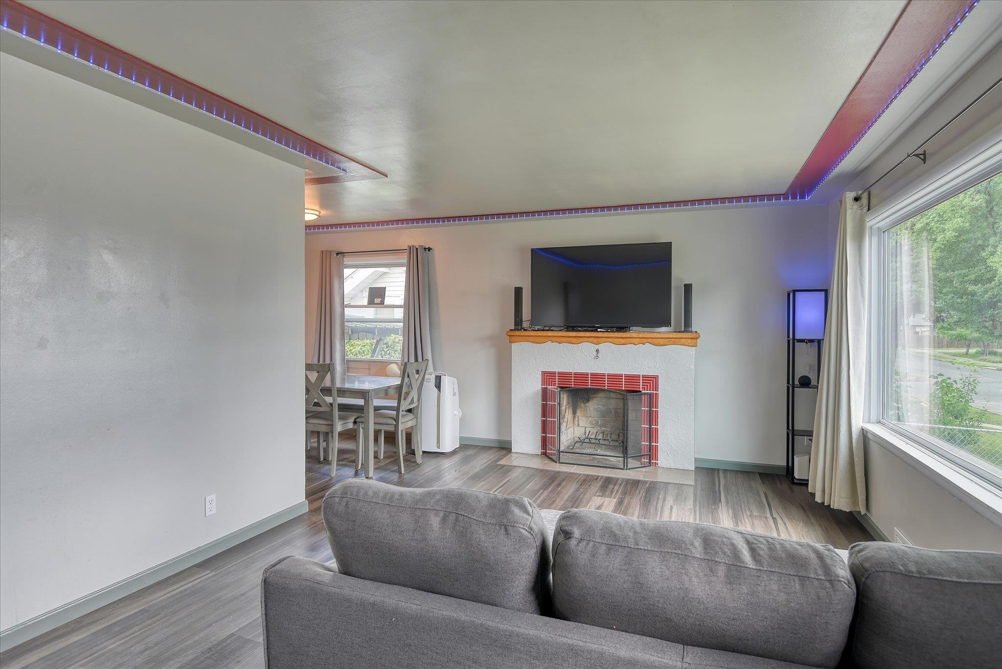 408 W GORDON Ave - Photo 3