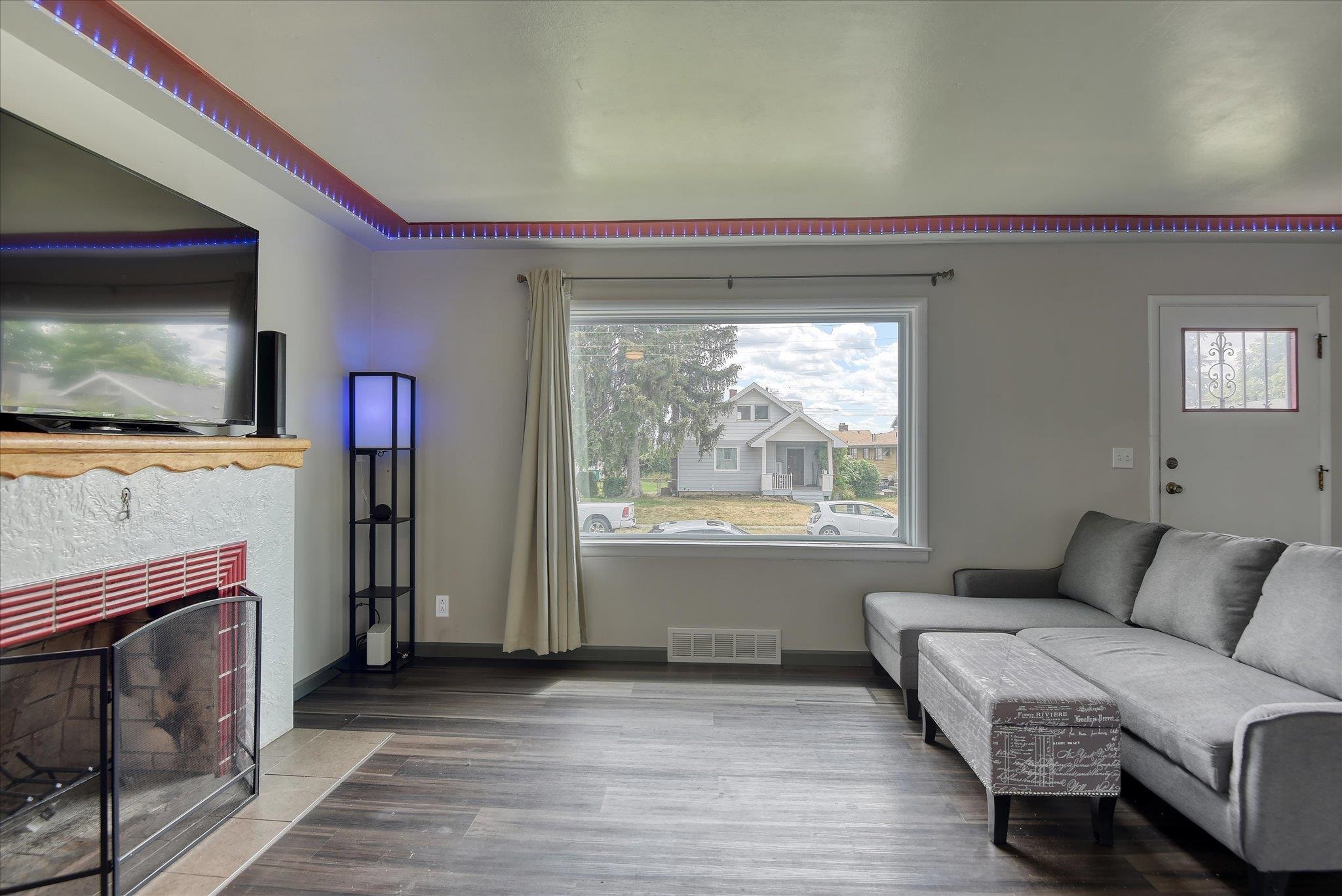 408 W GORDON Ave - Photo 5