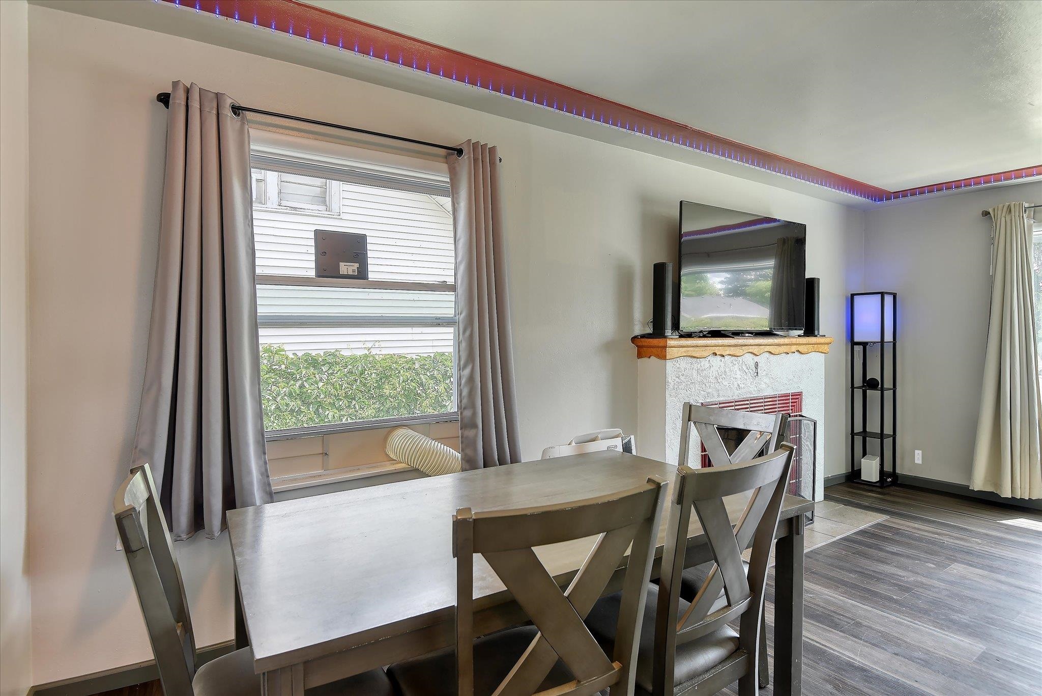 408 W GORDON Ave - Photo 8