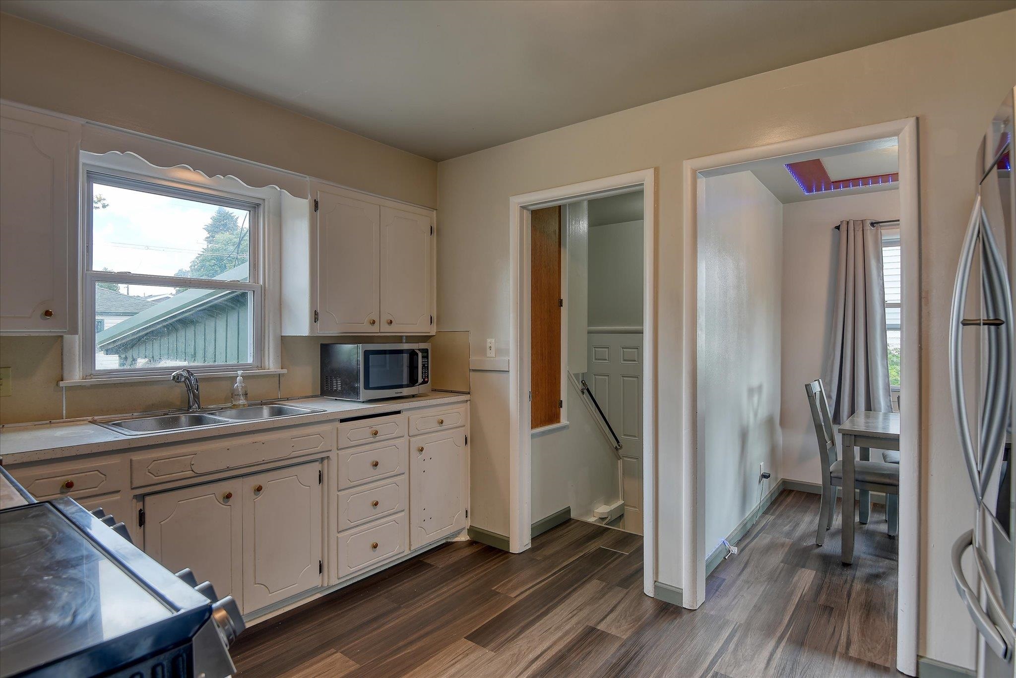 408 W GORDON Ave - Photo 10