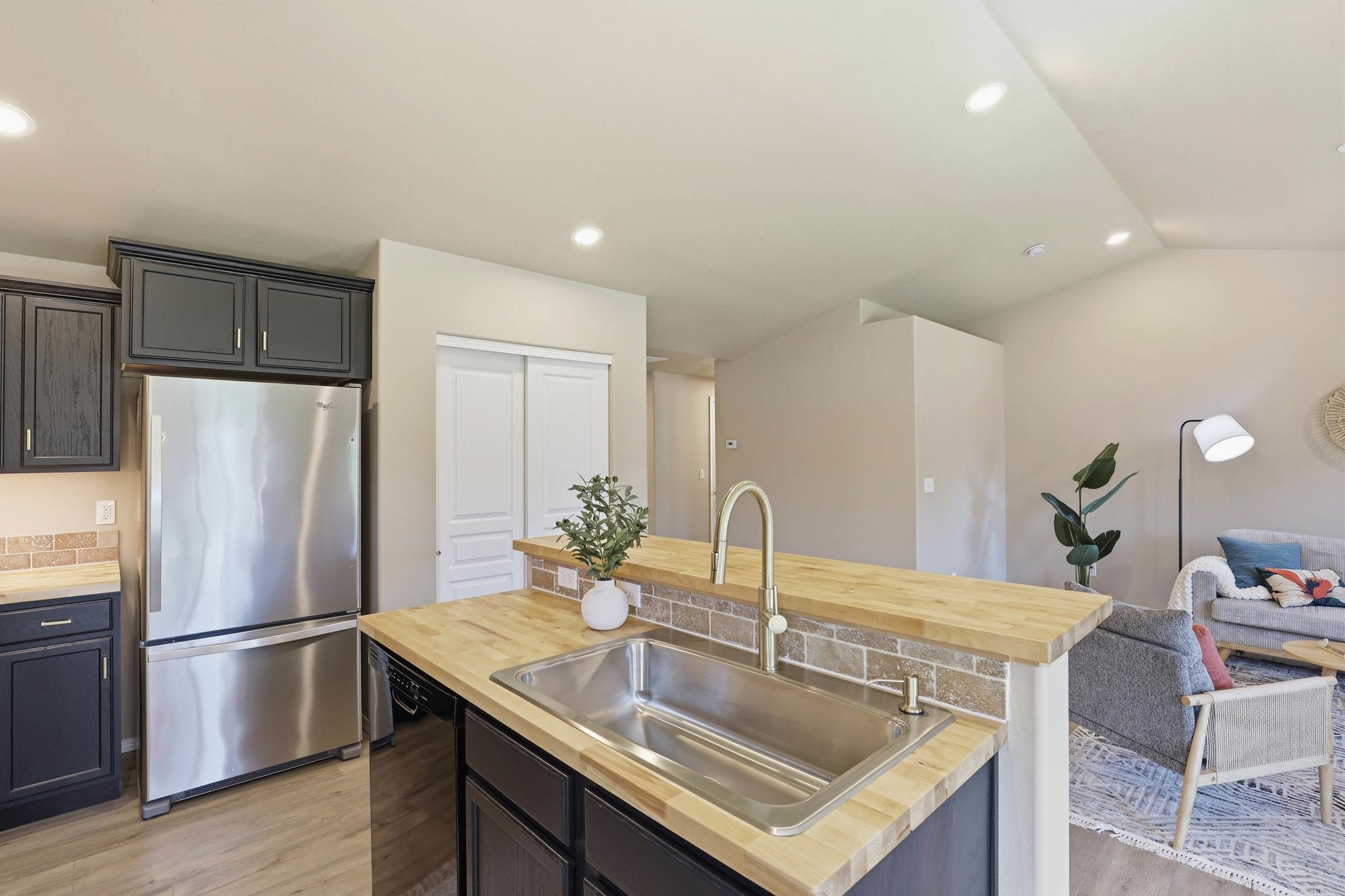 2209 S Lloyd Ct - Photo 14