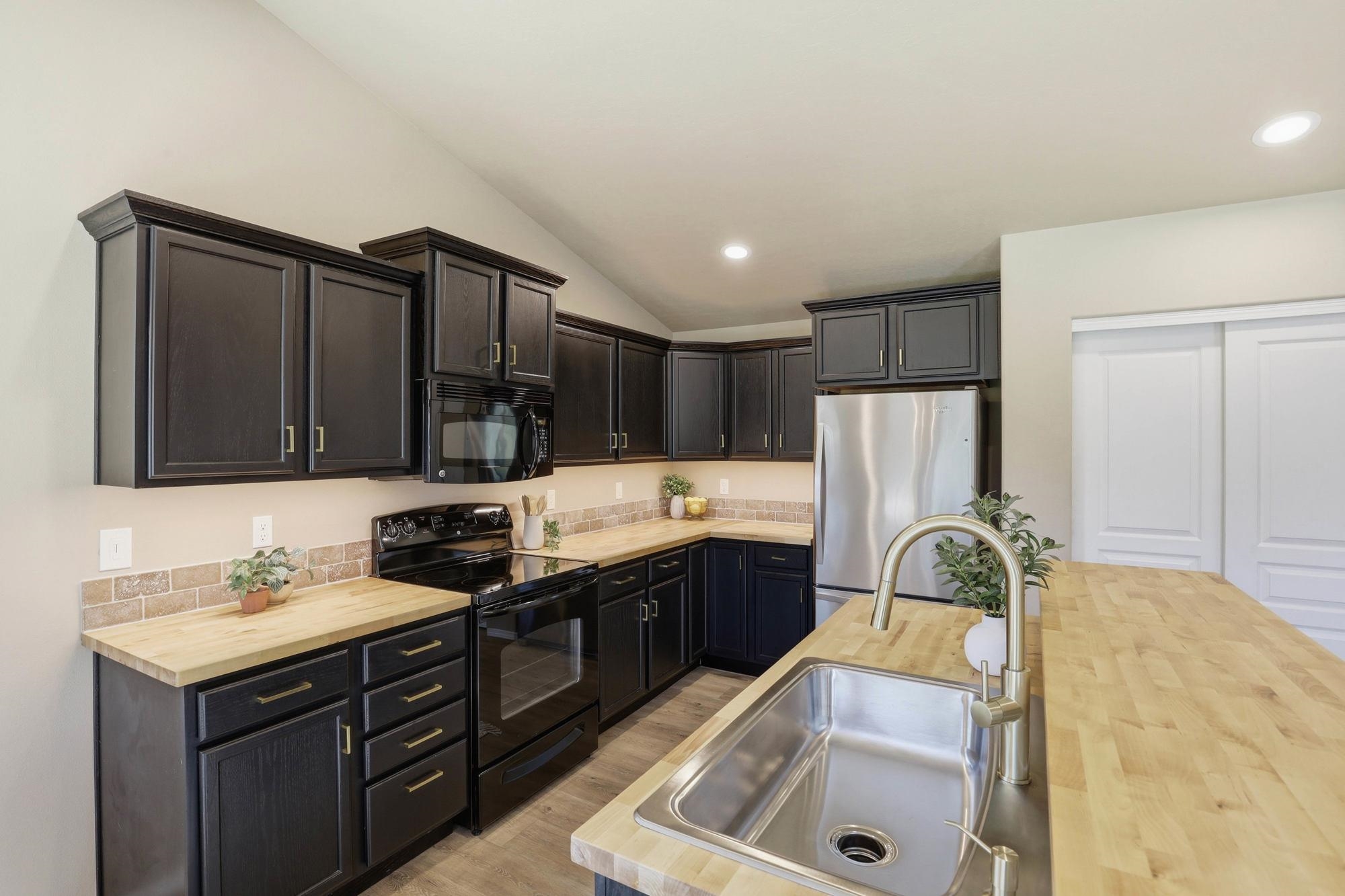 2209 S Lloyd Ct - Photo 11