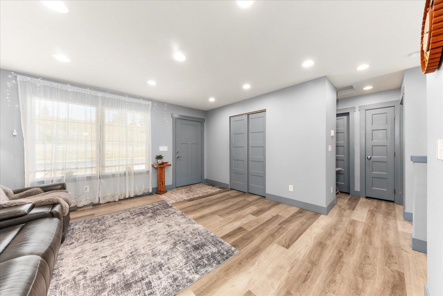 525 W Cora Ave - Photo 13