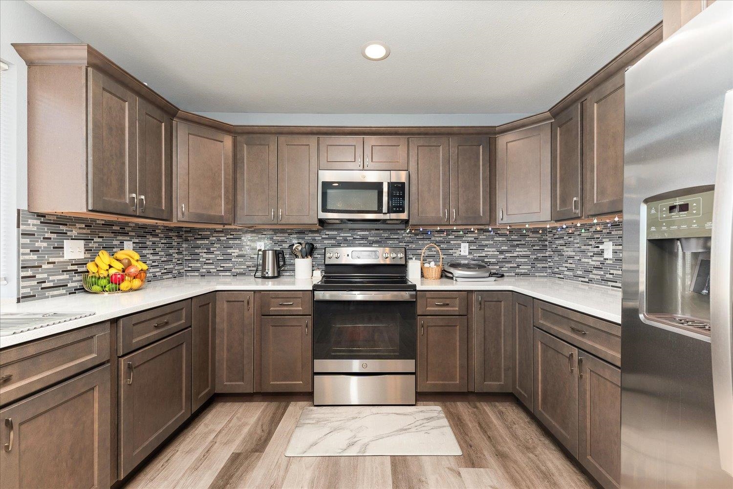 525 W Cora Ave - Photo 2