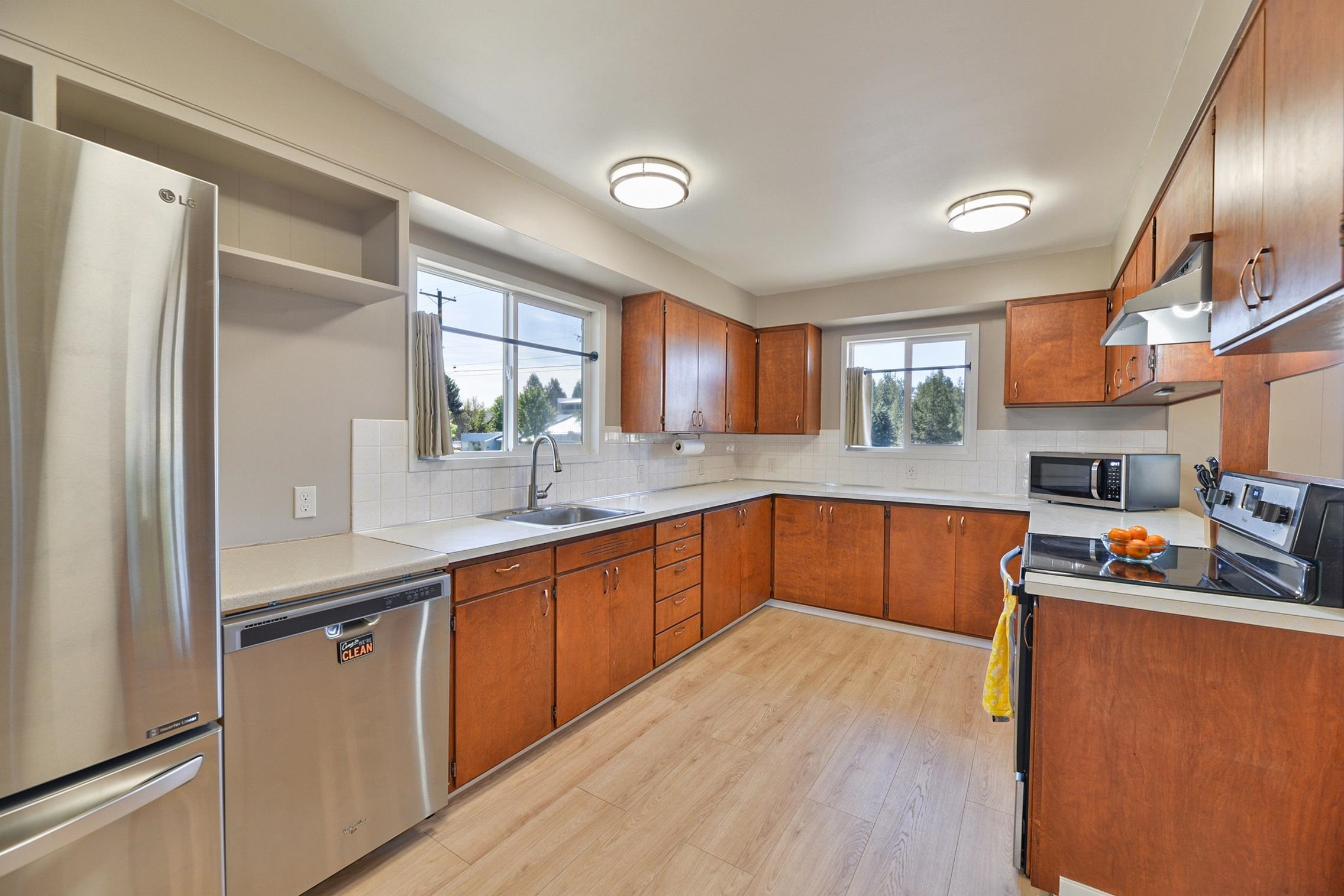 11312 W Betz Rd - Photo 3