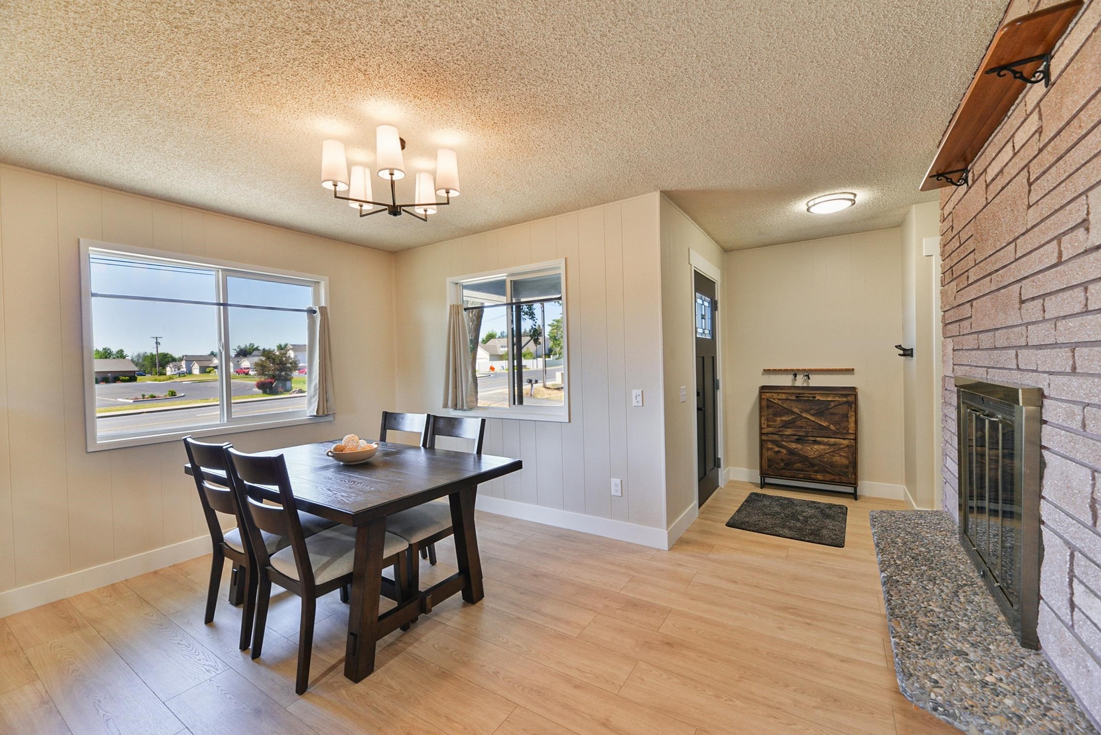 11312 W Betz Rd - Photo 5