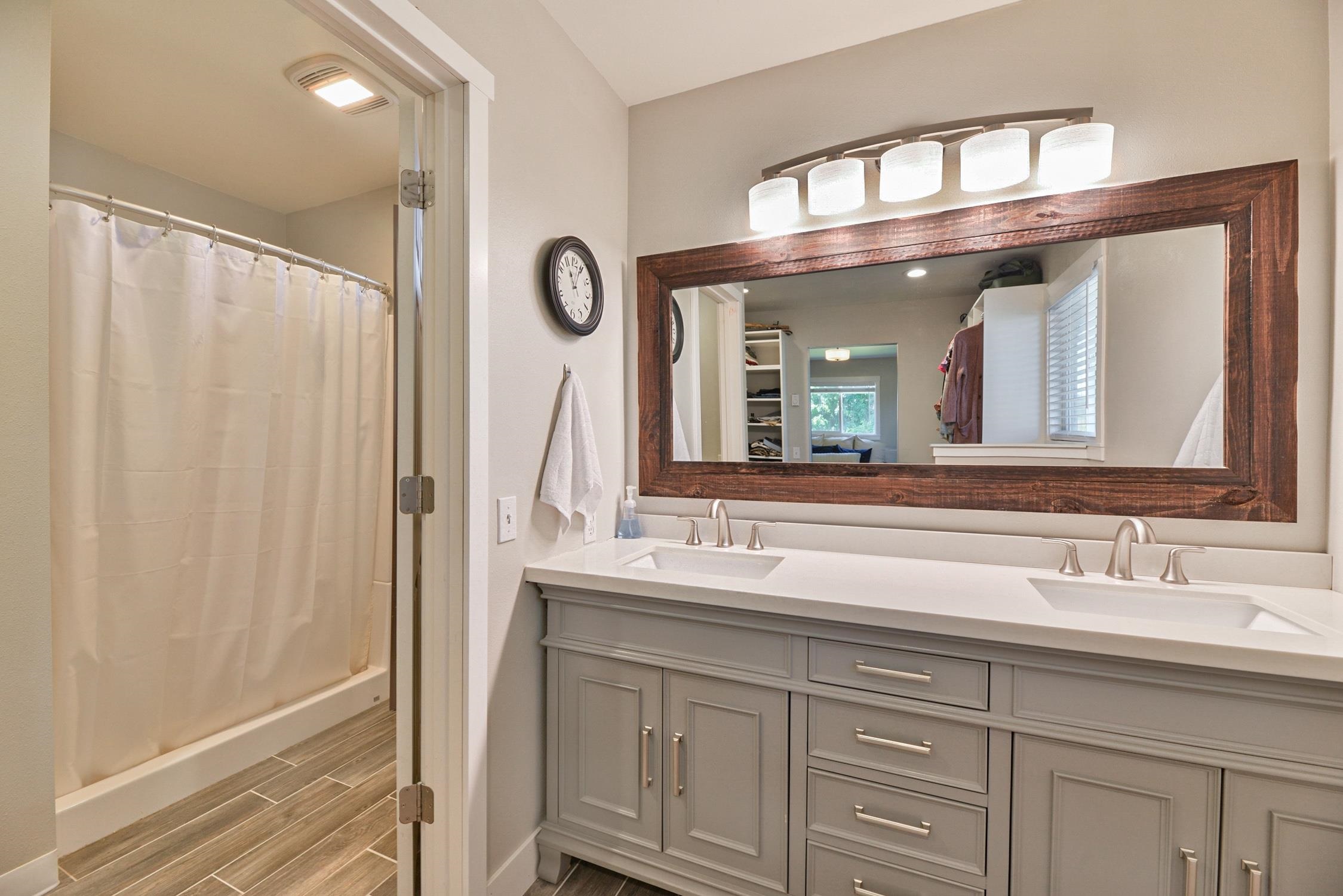 11312 W Betz Rd - Photo 8