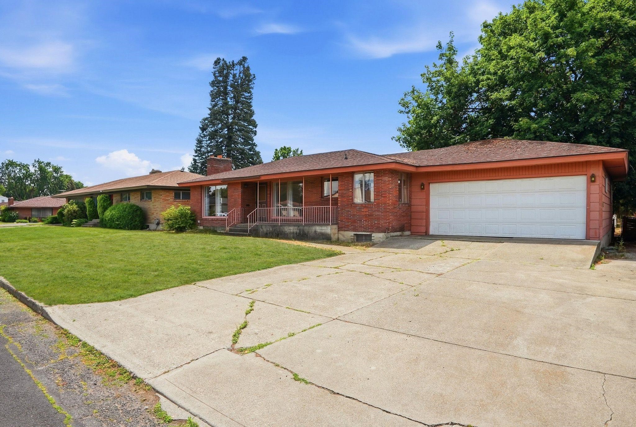 2217 W GORDON Ave - Photo 3