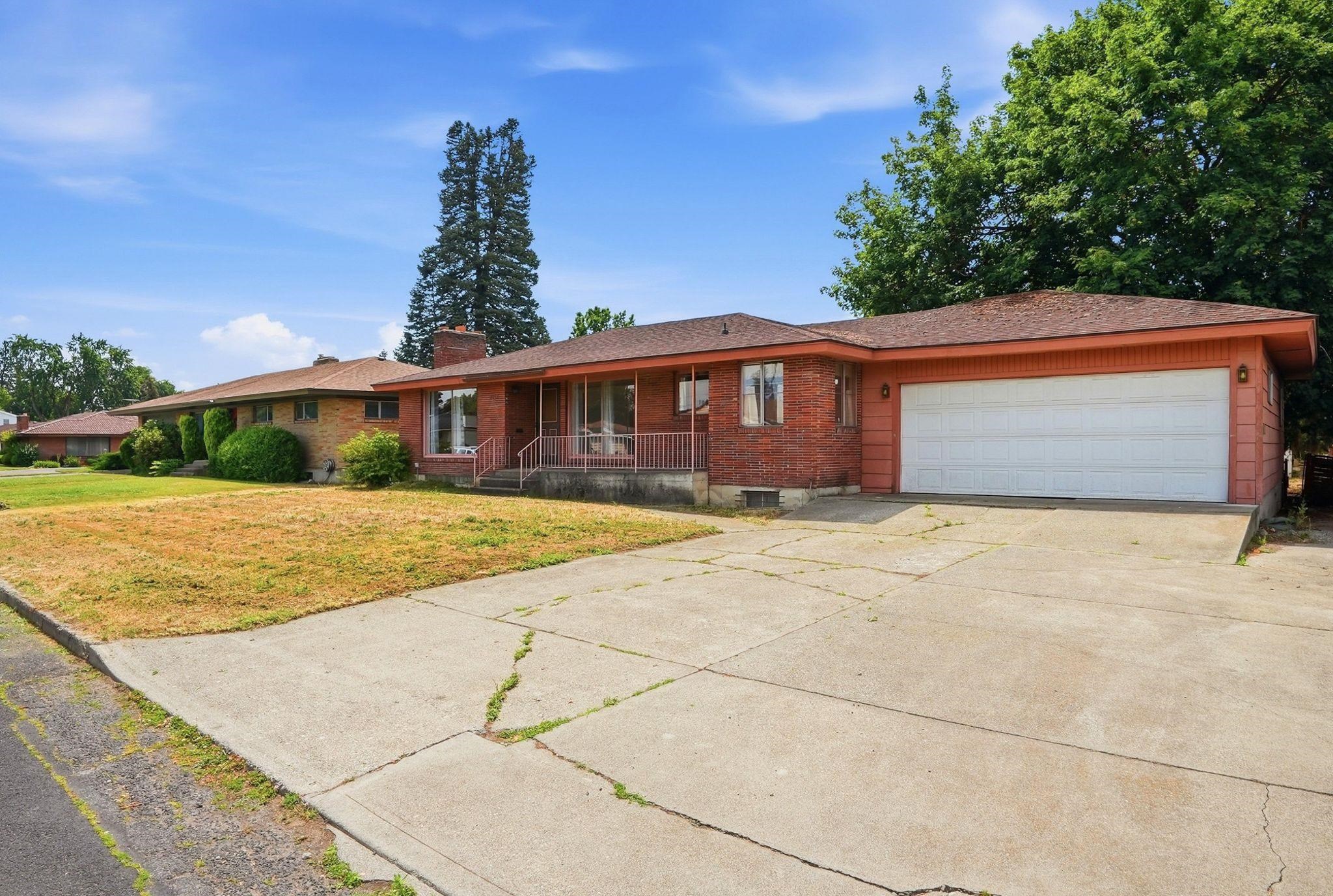 2217 W GORDON Ave - Photo 4