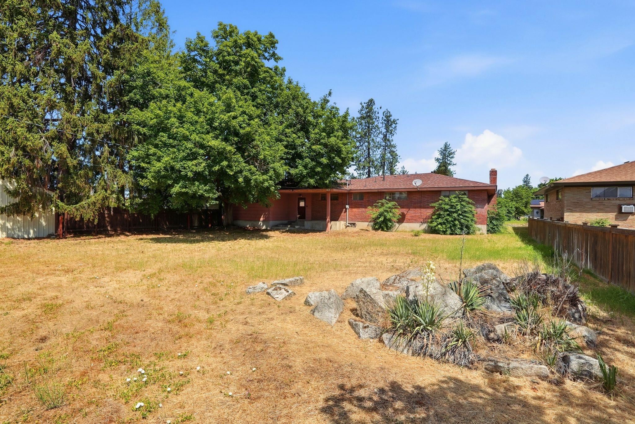 2217 W GORDON Ave - Photo 30