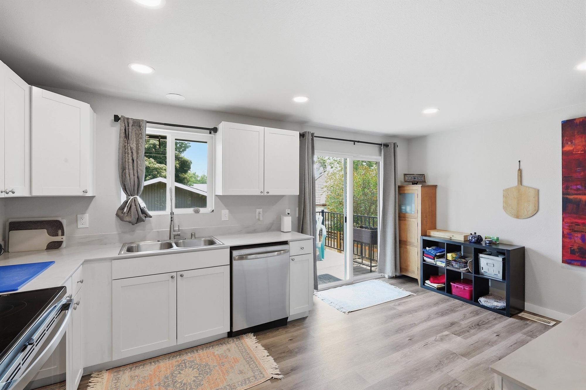 4722 N Walnut St - Photo 8