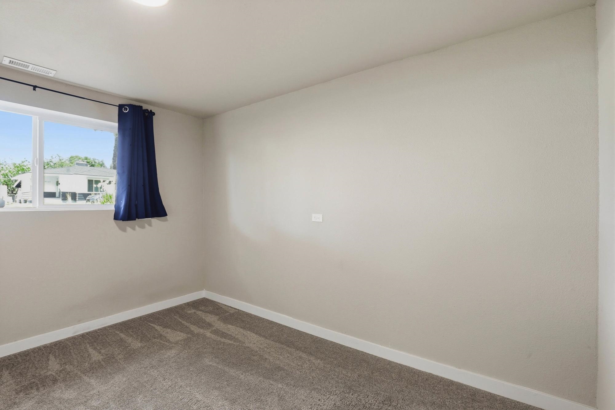 4722 N Walnut St - Photo 21