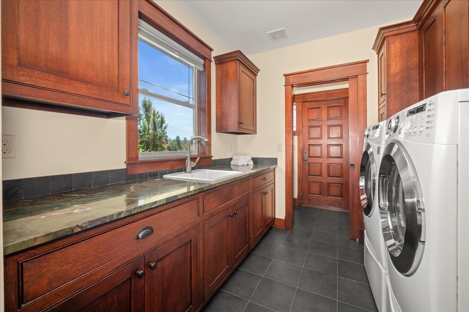 2510 S Thierman Ln - Photo 23