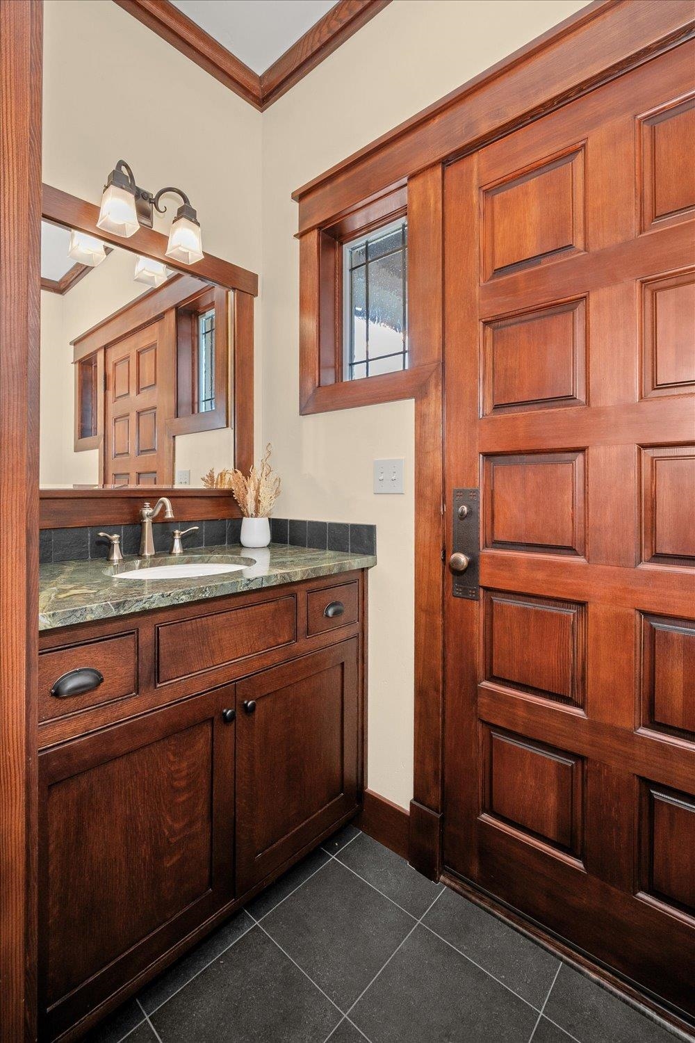 2510 S Thierman Ln - Photo 18