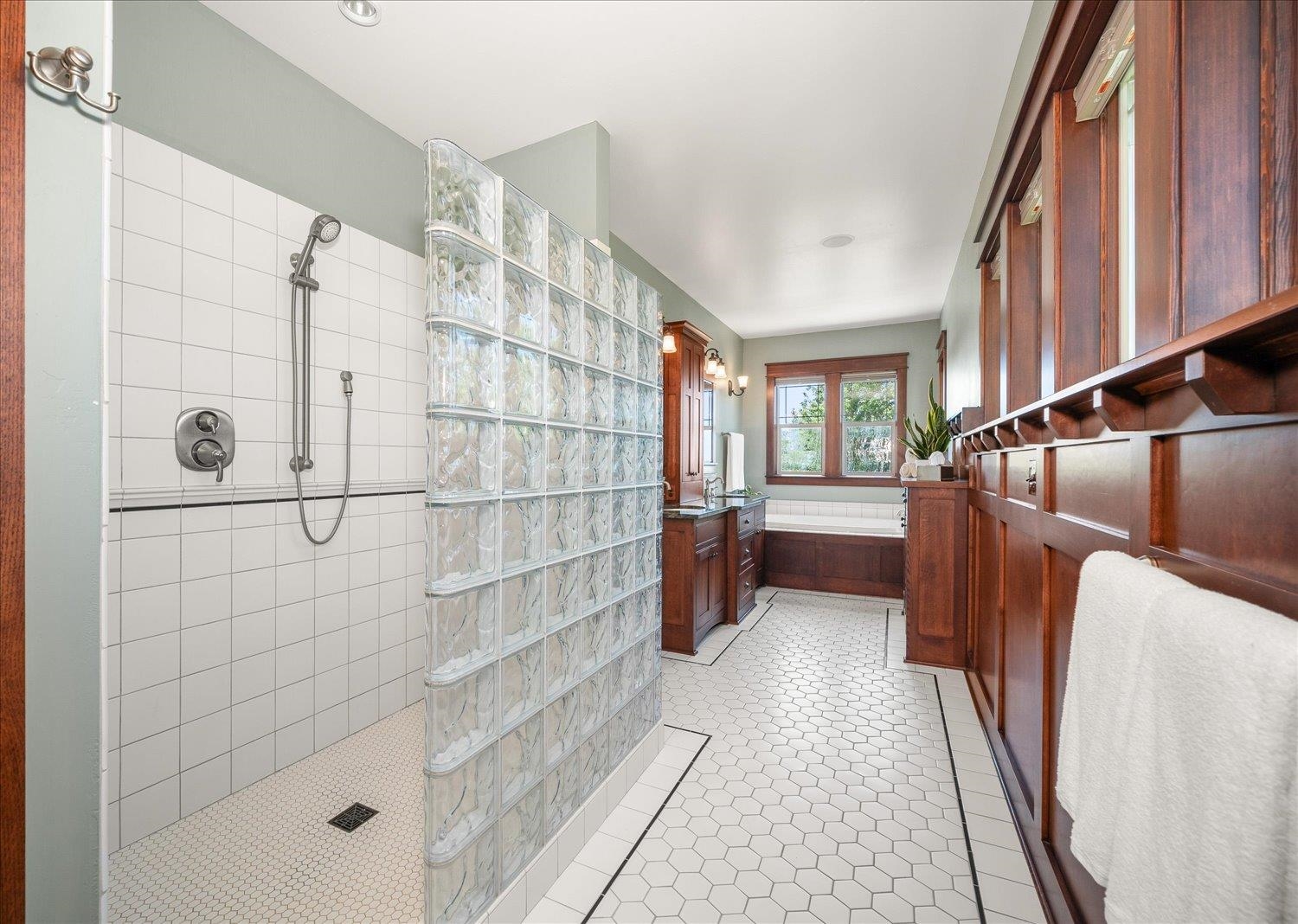 2510 S Thierman Ln - Photo 22