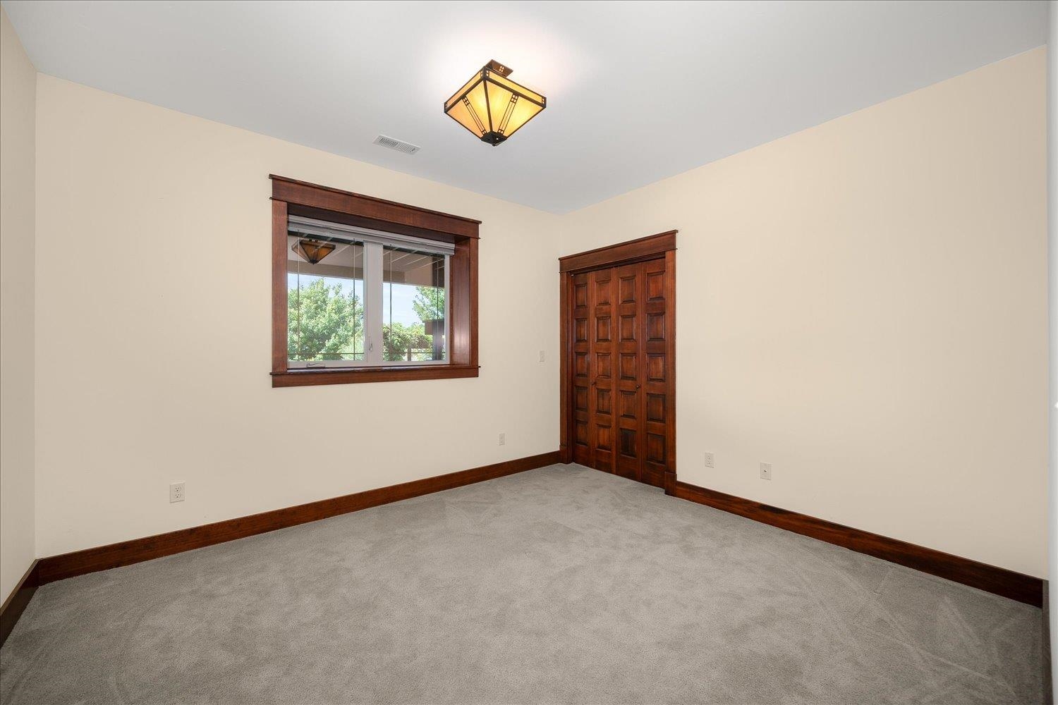 2510 S Thierman Ln - Photo 40
