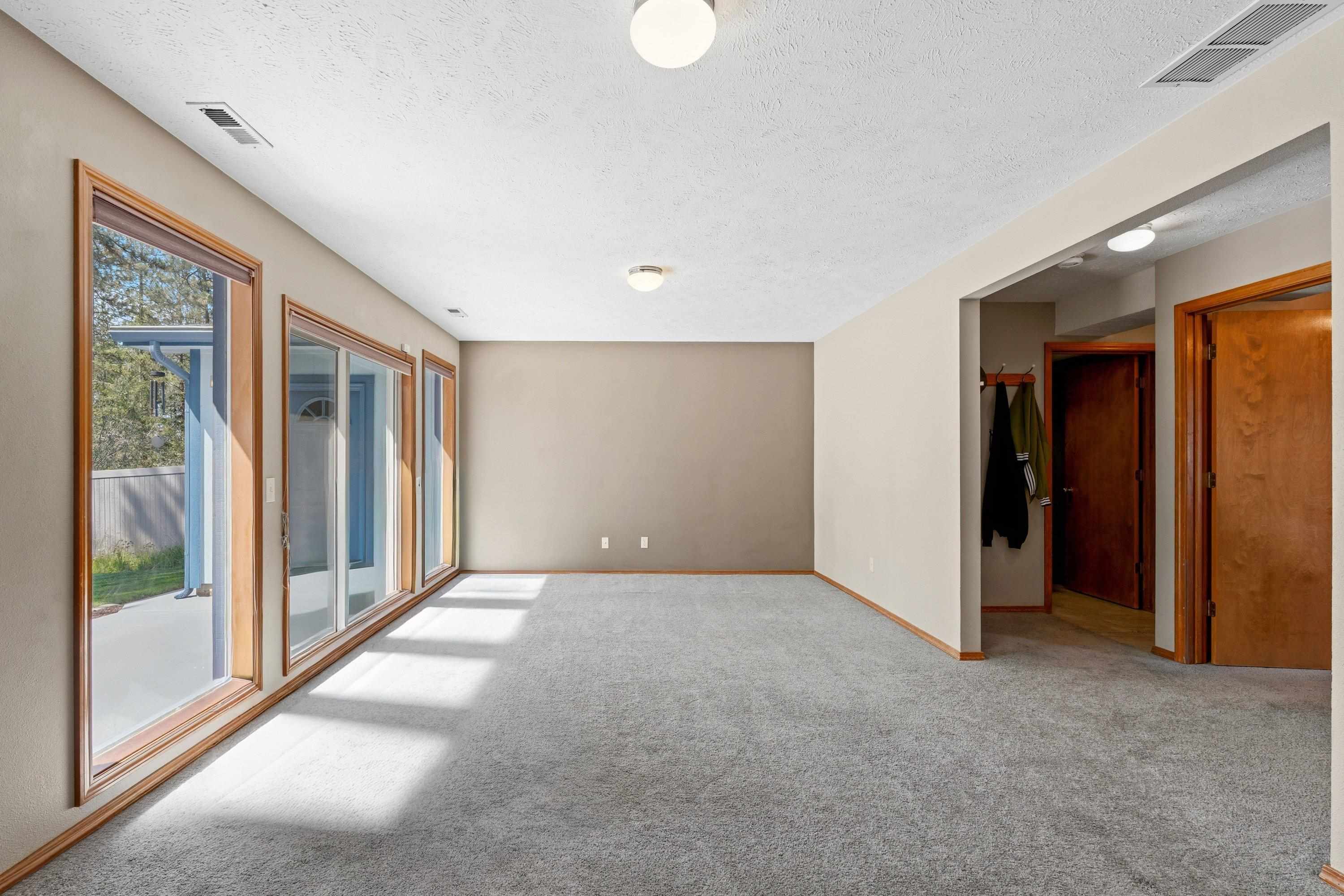 6923 N Douglass St - Photo 22