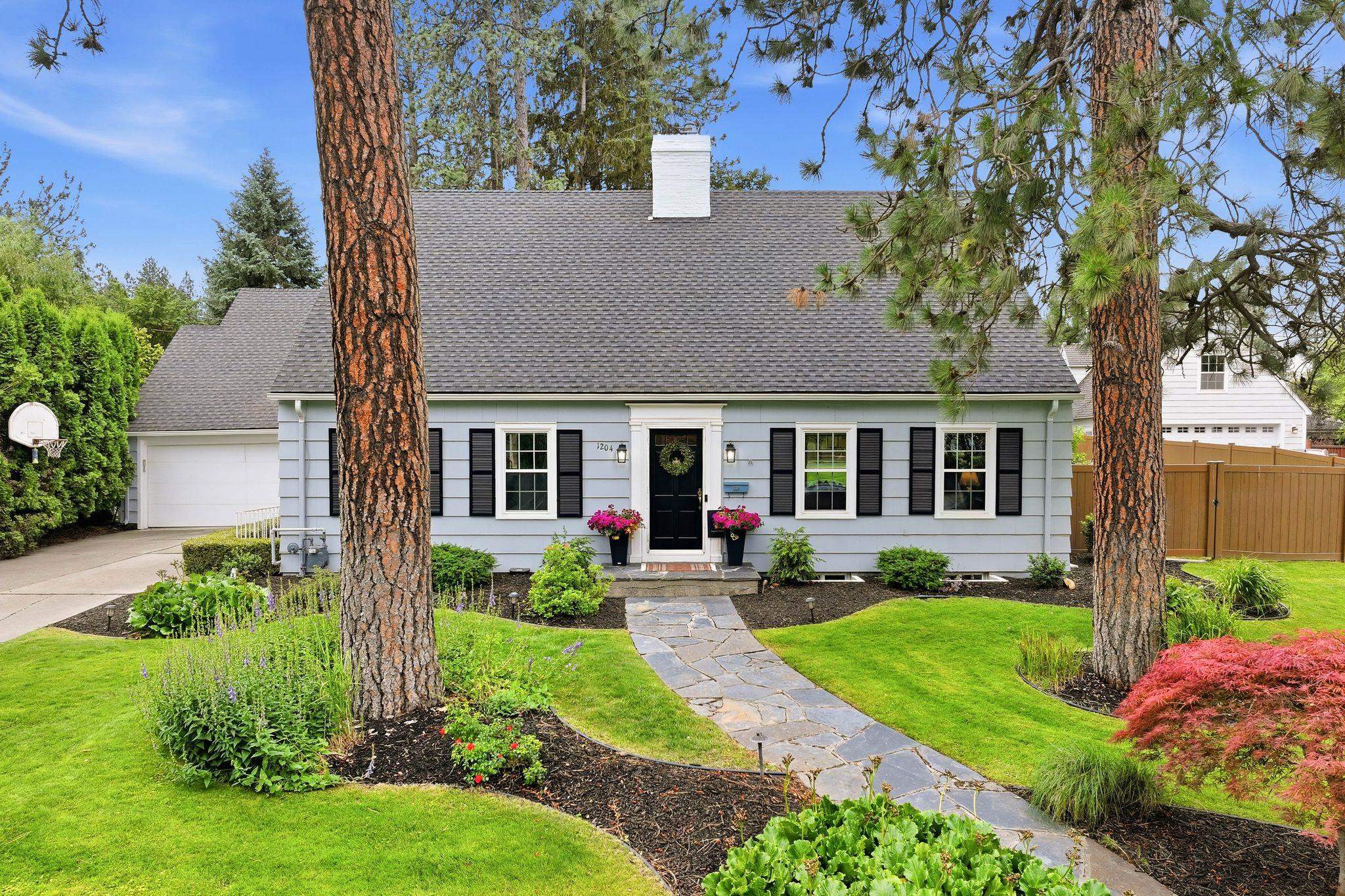 1204 E Overbluff Rd - Photo 2