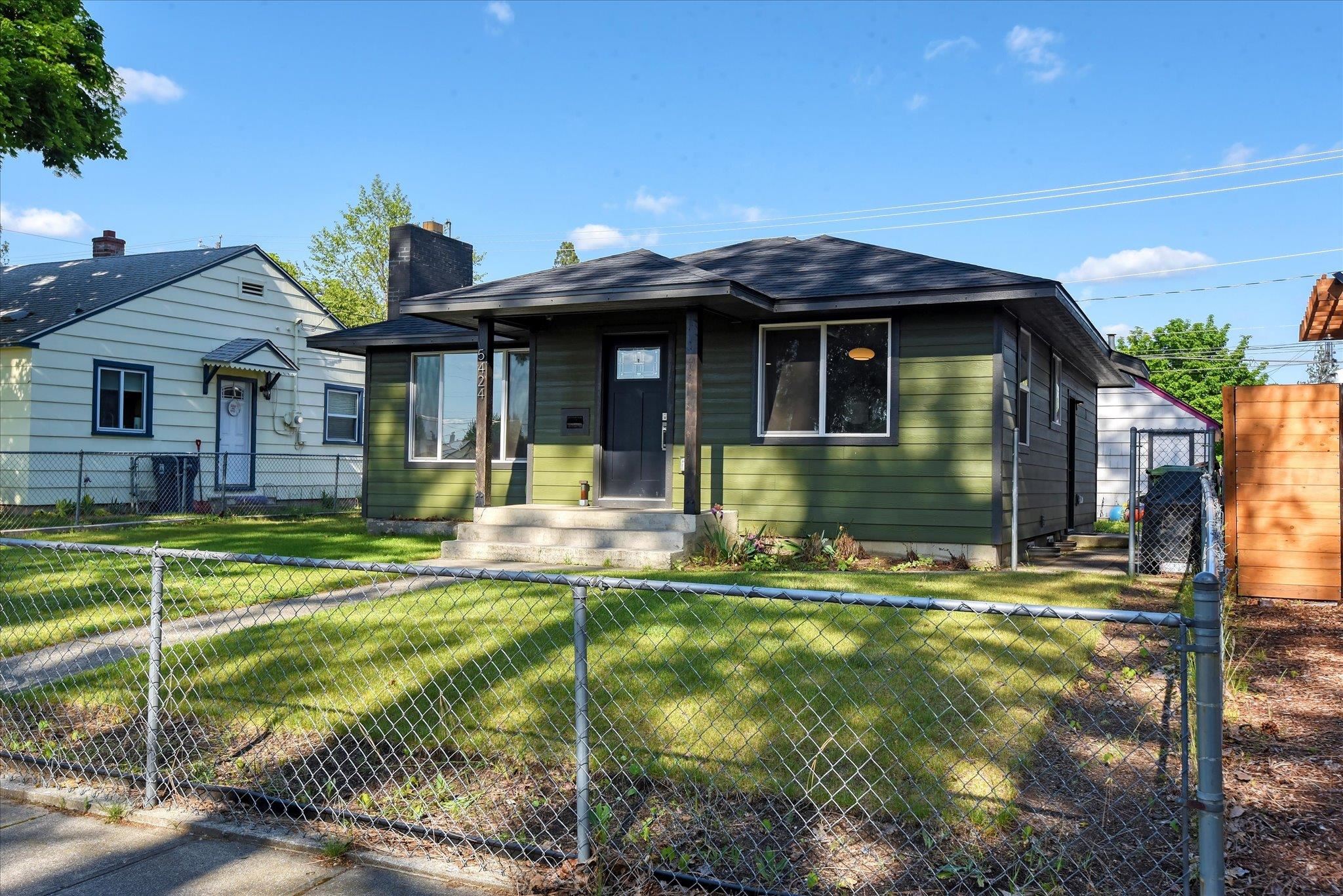 5424 N Walnut St - Photo 2