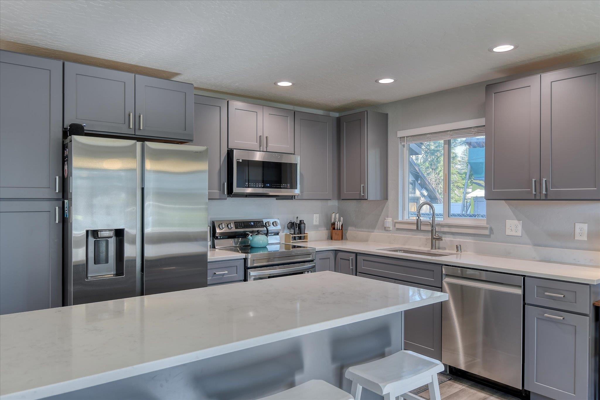 5424 N Walnut St - Photo 9