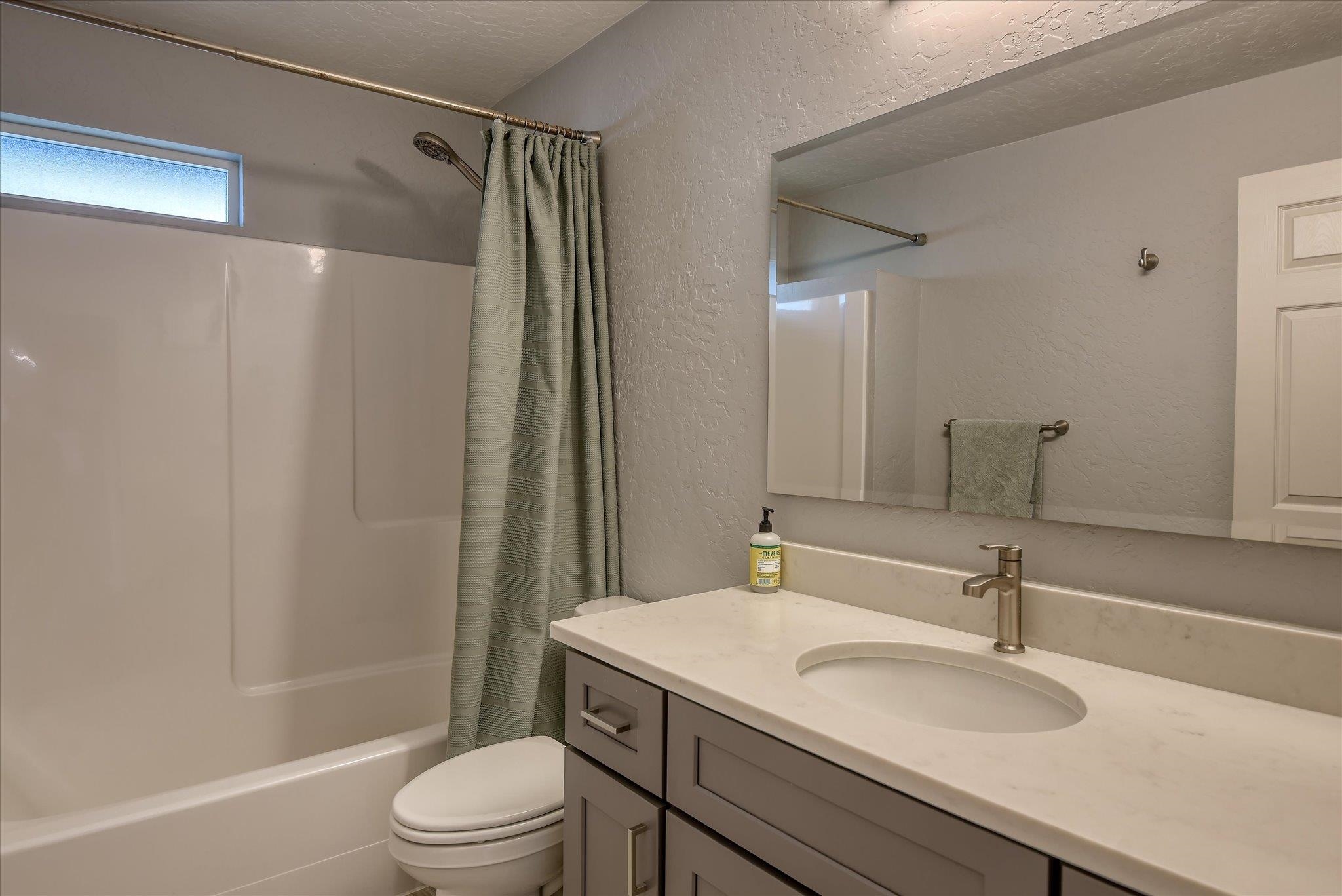 5424 N Walnut St - Photo 16