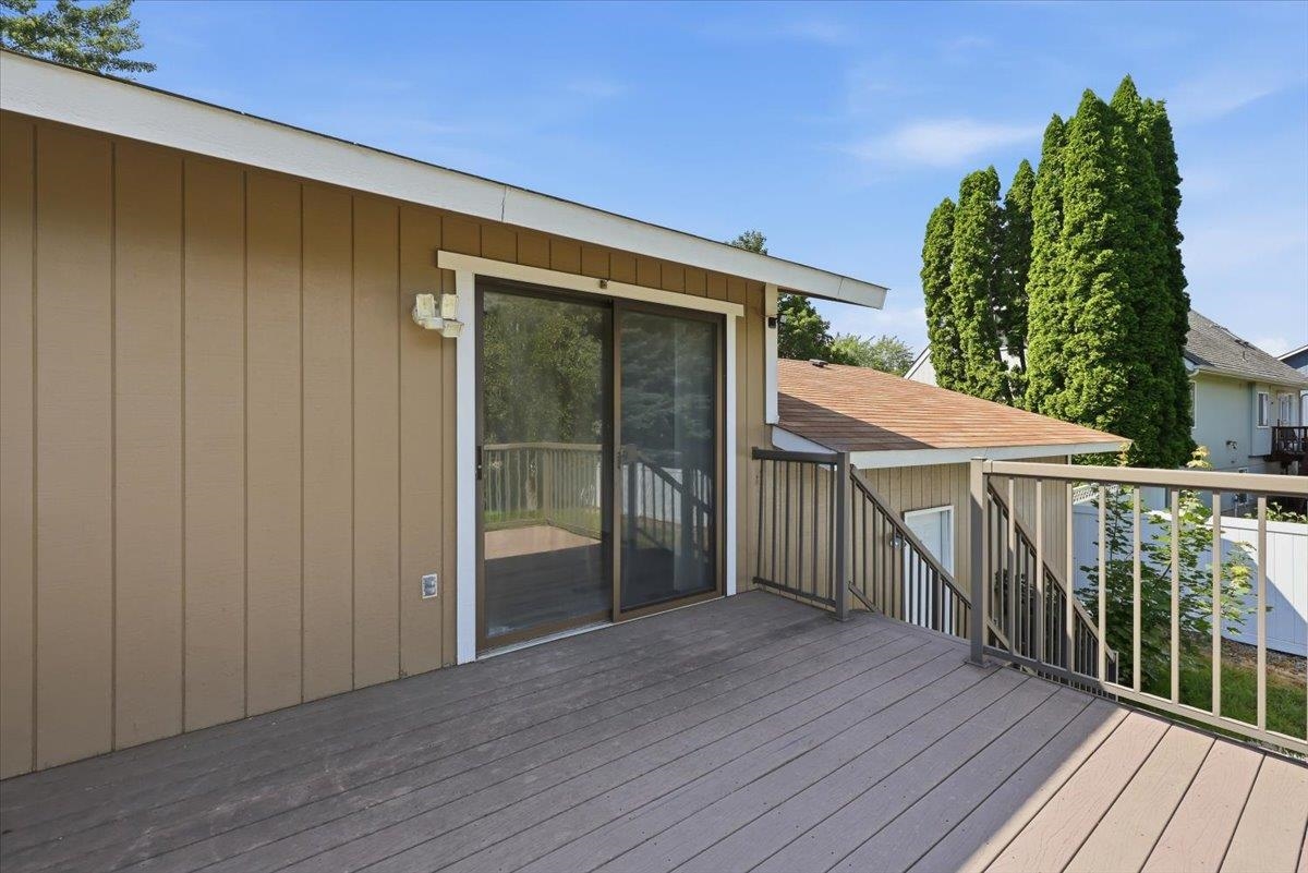 11721 E 37th Ave - Photo 14