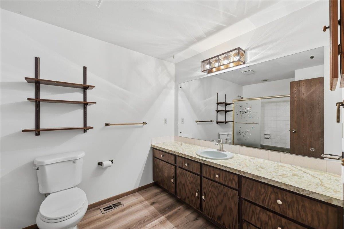 11721 E 37th Ave - Photo 20