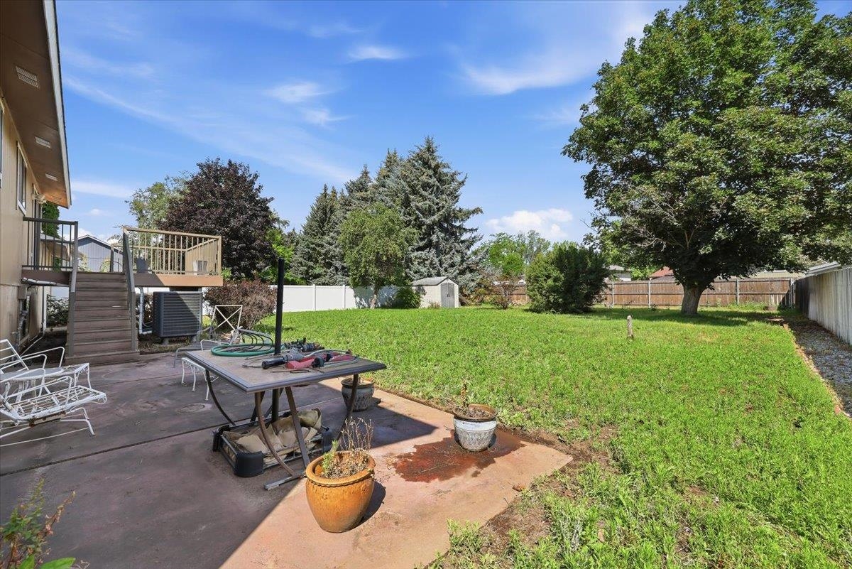 11721 E 37th Ave - Photo 28