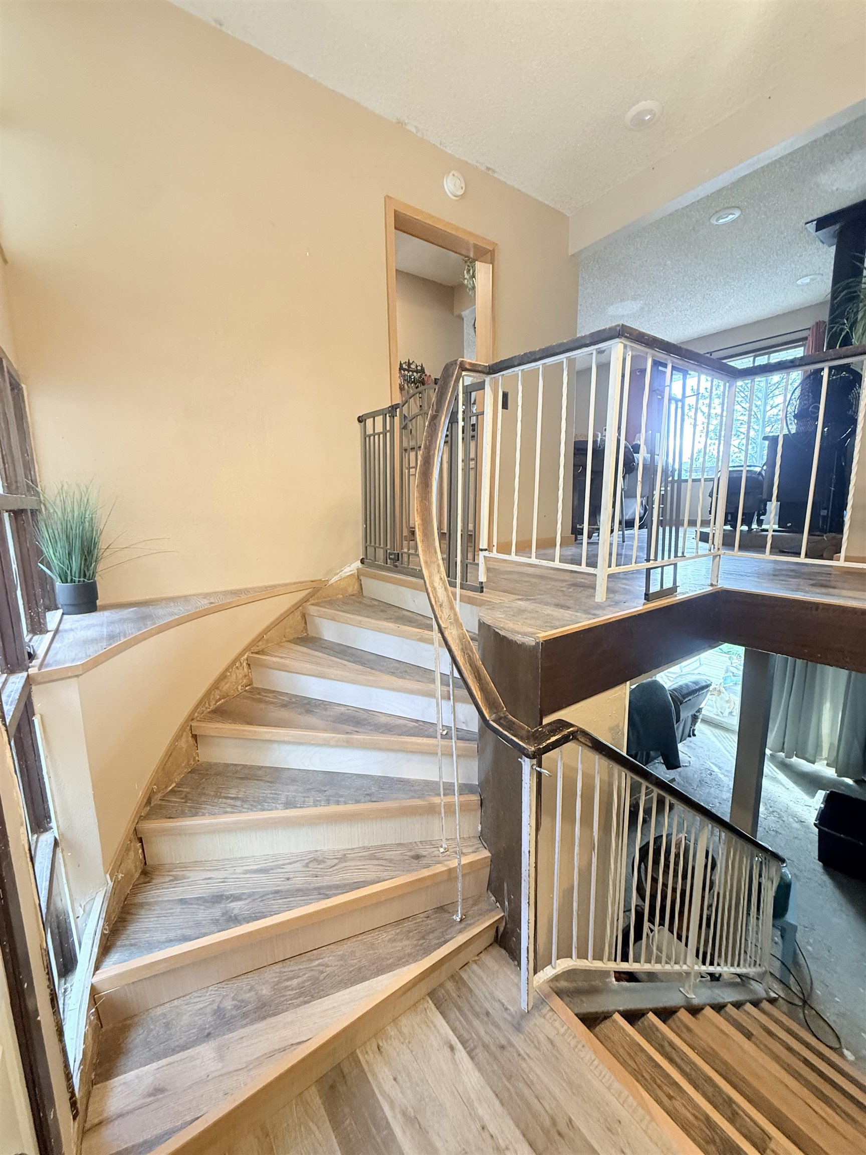 17118 E WASHINGTON Rd - Photo 32